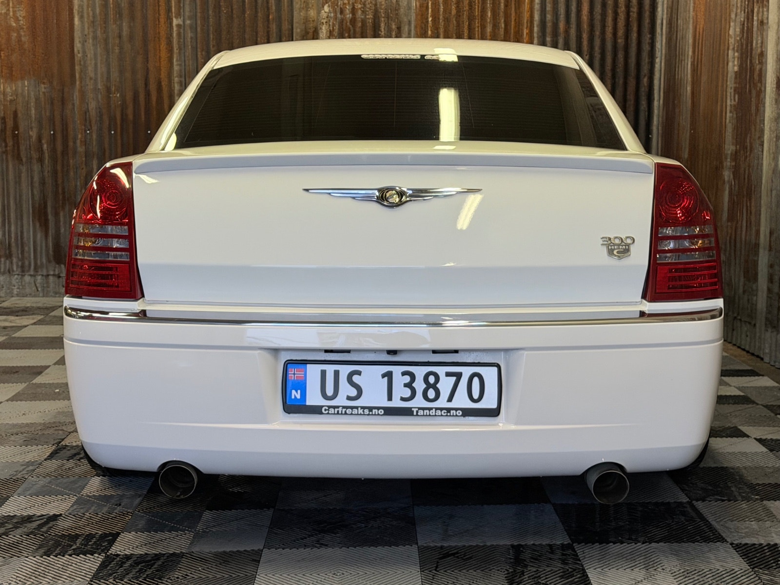 Chrysler 300C 5.7 V8 HEMI Automatic, 345hp, 2006