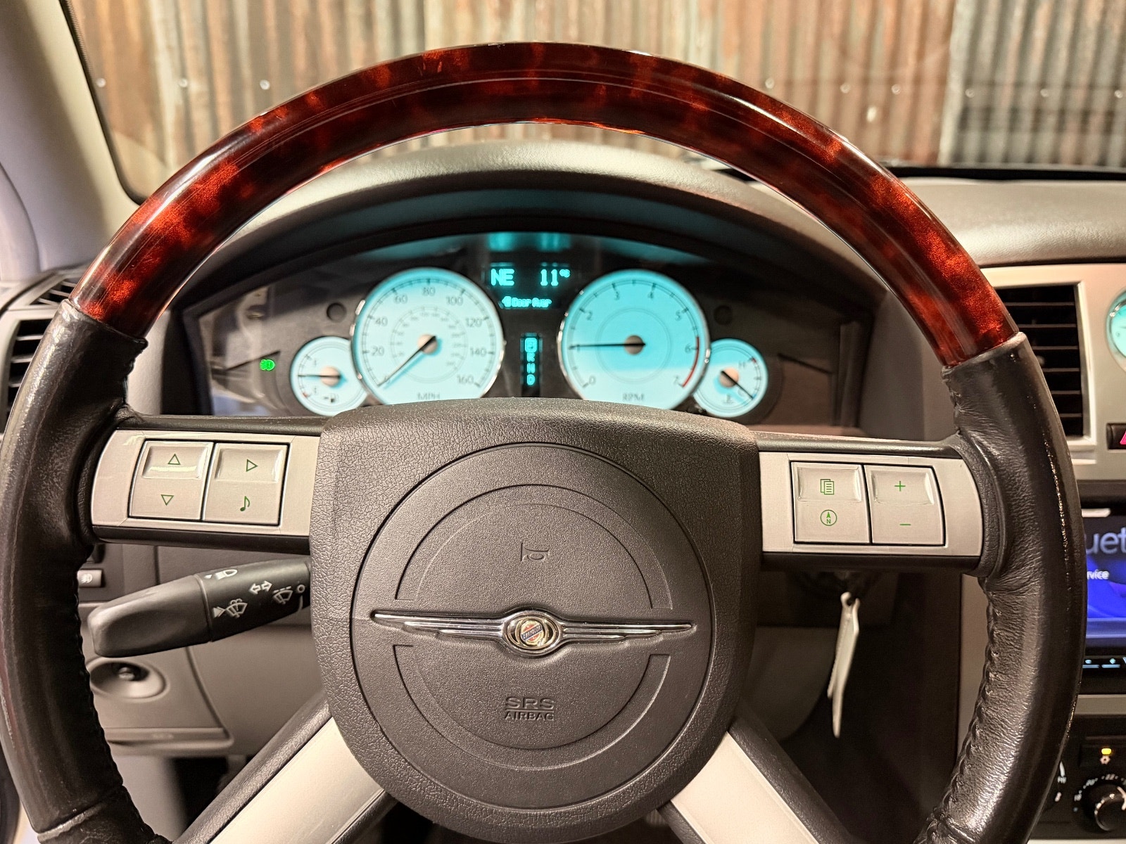 Chrysler 300C 5.7 V8 HEMI Automatic, 345hp, 2006