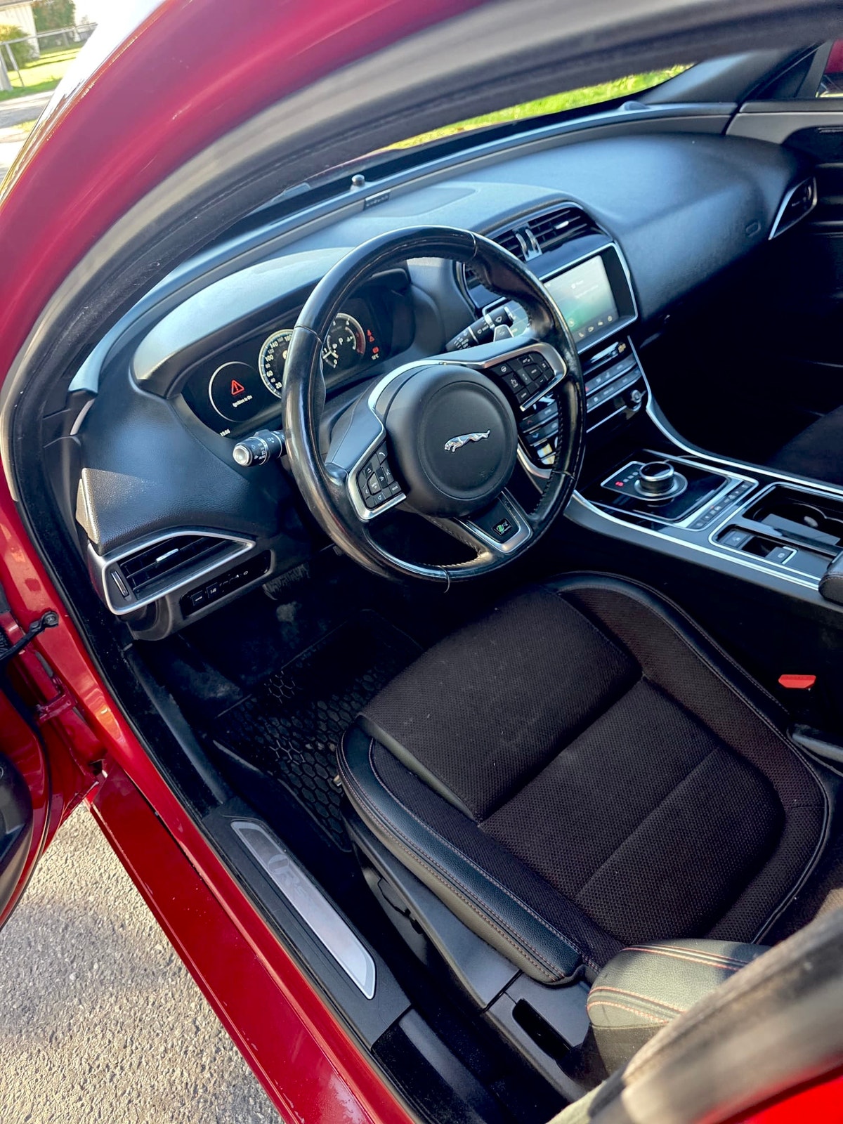 Jaguar XE 20d Automatic, 8-trins, 180ps, 2018