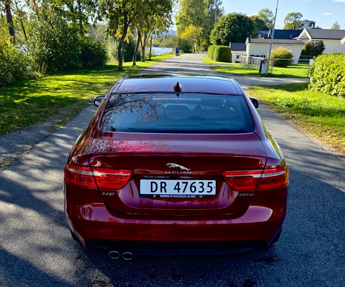 Jaguar XE 20d Automatic, 8-trins, 180ps, 2018