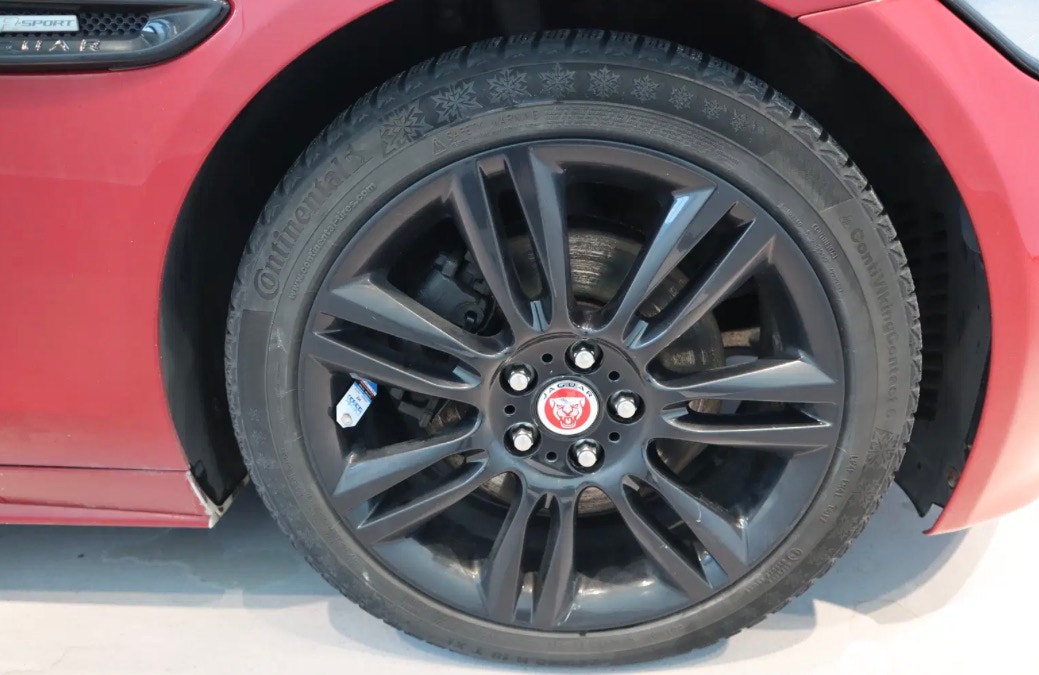 Jaguar XE 20d Automatic, 8-trins, 180ps, 2018