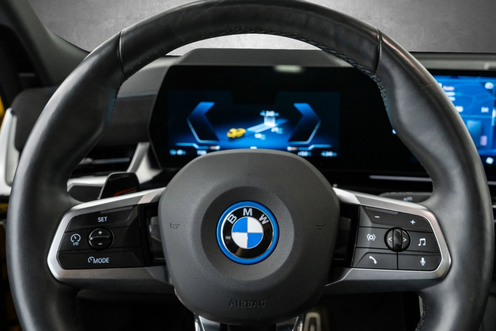 BMW iX2 xDrive30, 306ps, 2024