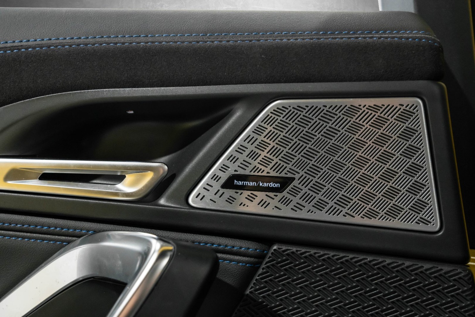 BMW iX2 xDrive30, 306ps, 2024