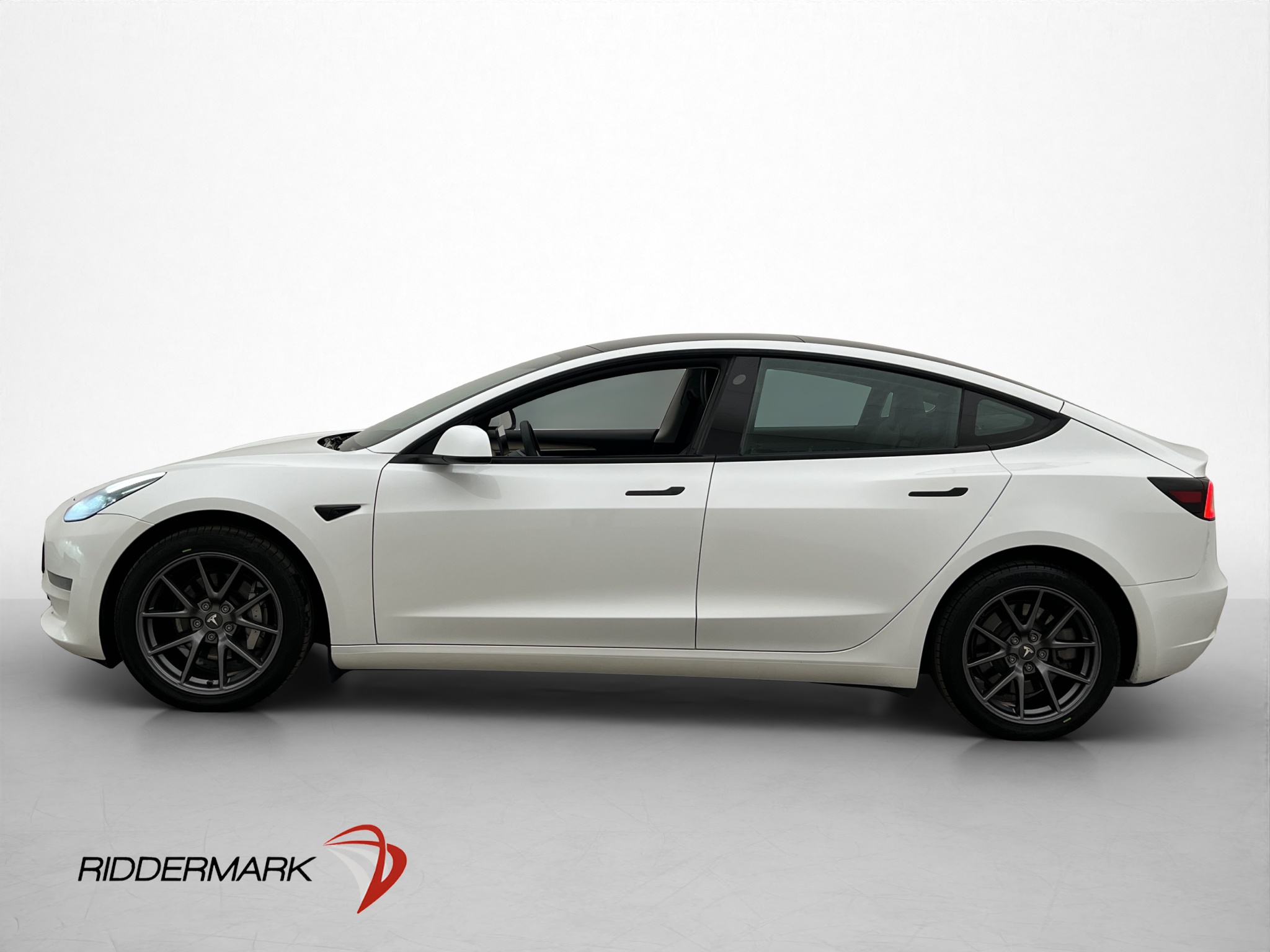 Tesla Model 3 Long Range AWD, 498ps, 2023