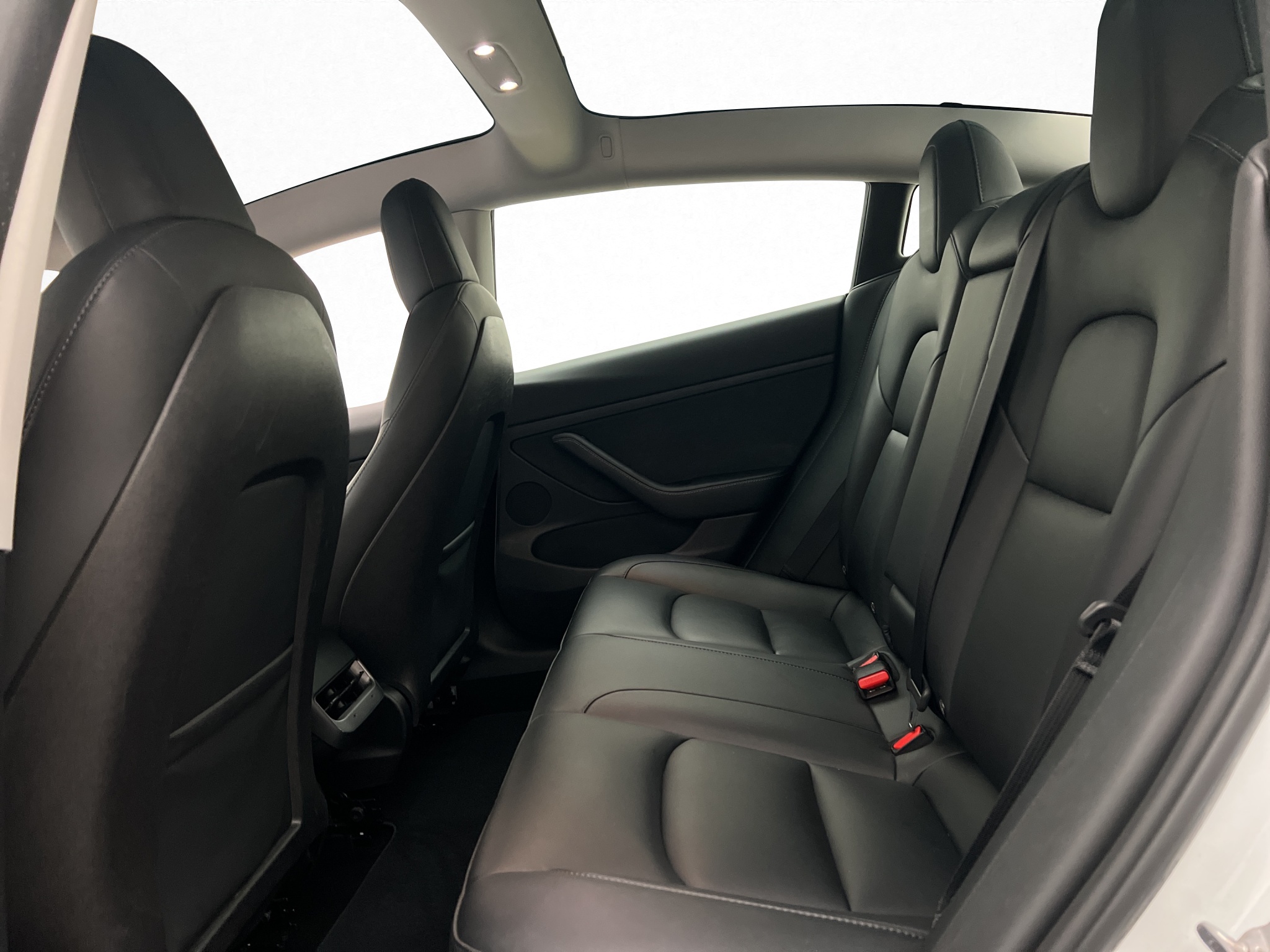 Tesla Model 3 Long Range AWD, 498ps, 2023