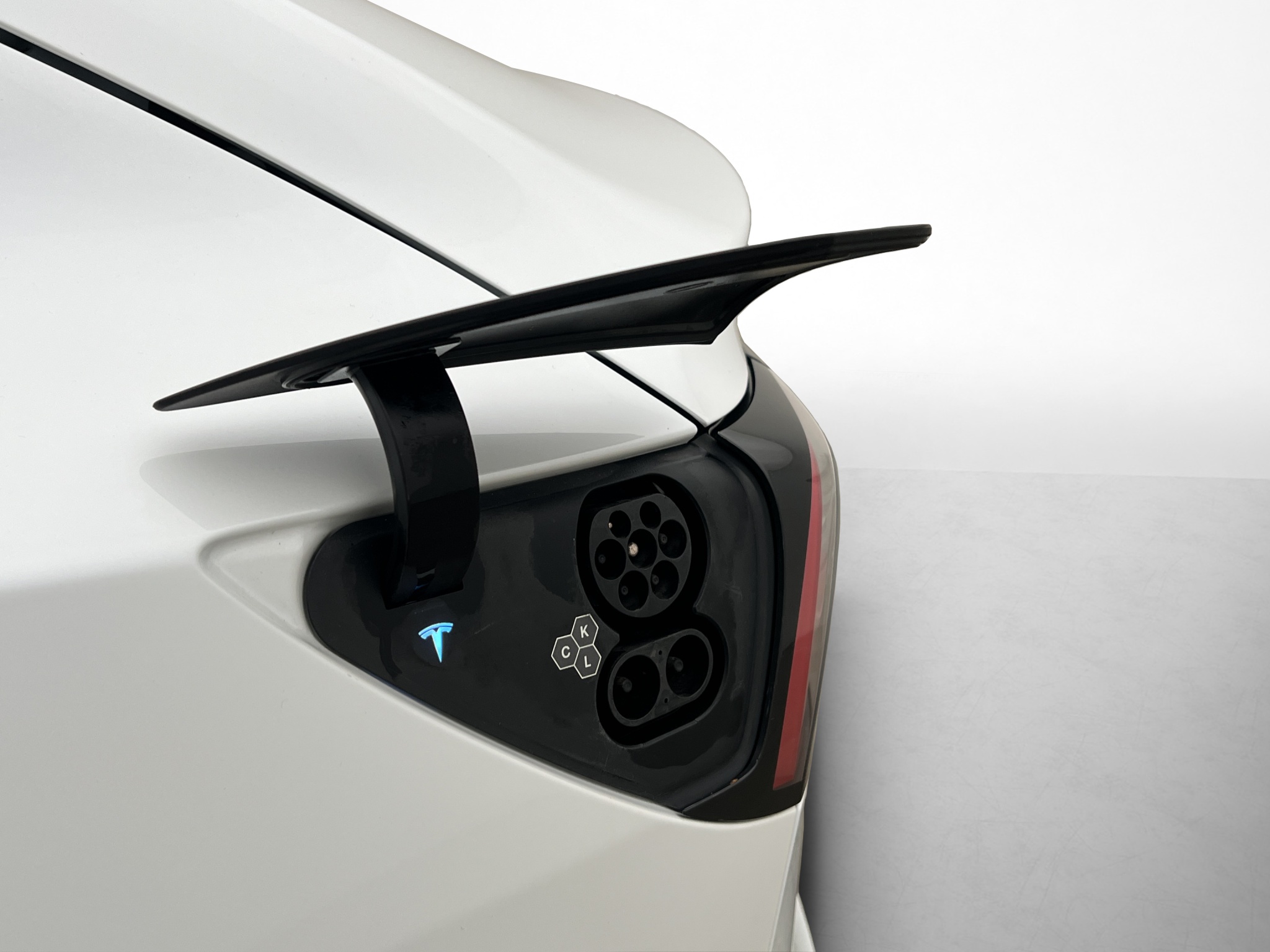 Tesla Model 3 Long Range AWD, 498ps, 2023