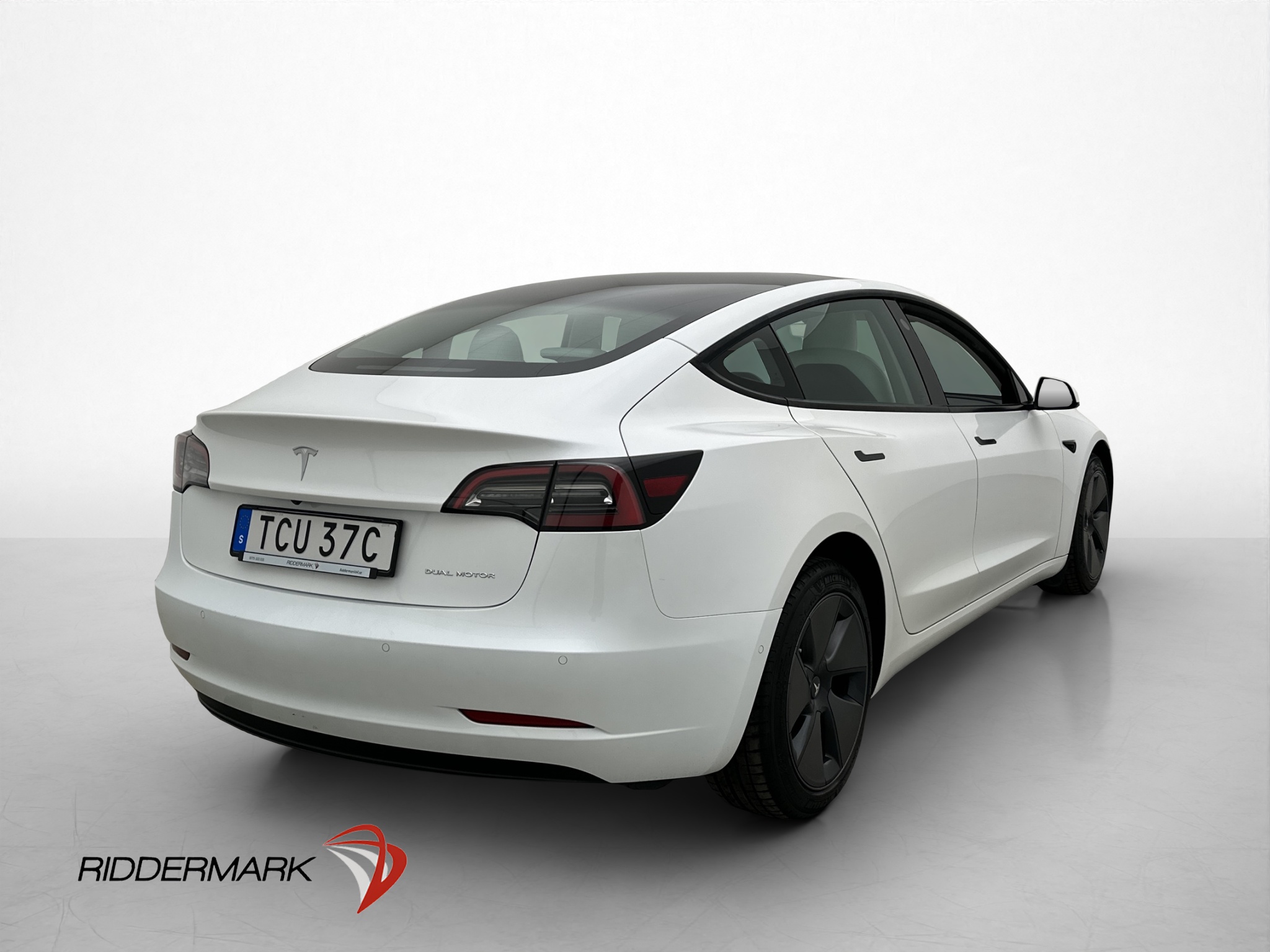 Tesla Model 3 Long Range AWD, 498ps, 2022