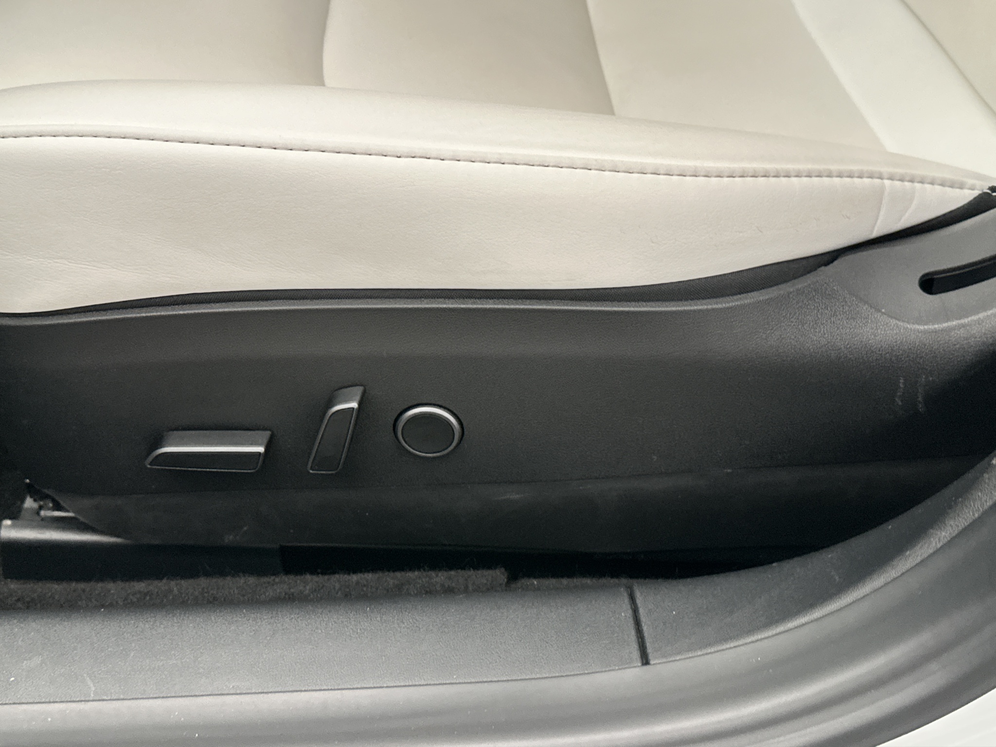 Tesla Model 3 Long Range AWD, 498ps, 2022