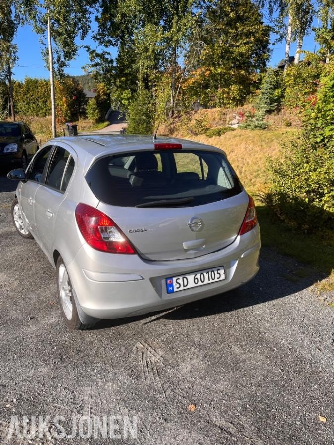 Opel Corsa 5-door 1.4 Automatic, 4-trins, 100ps, 2012