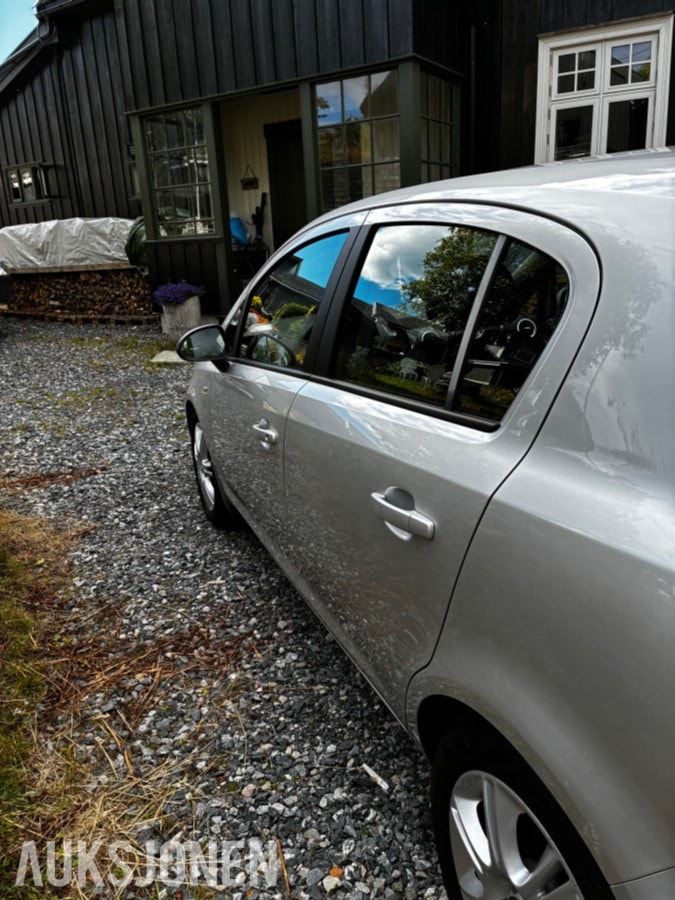 Opel Corsa 5-door 1.4 Automatic, 4-trins, 100ps, 2012
