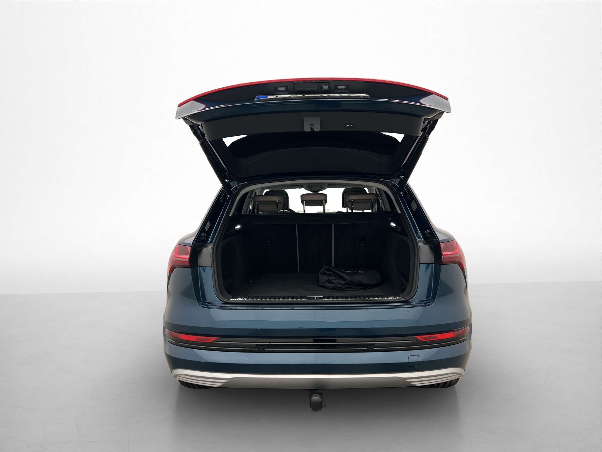 Audi e-tron 55 quattro, 408ps, 2019