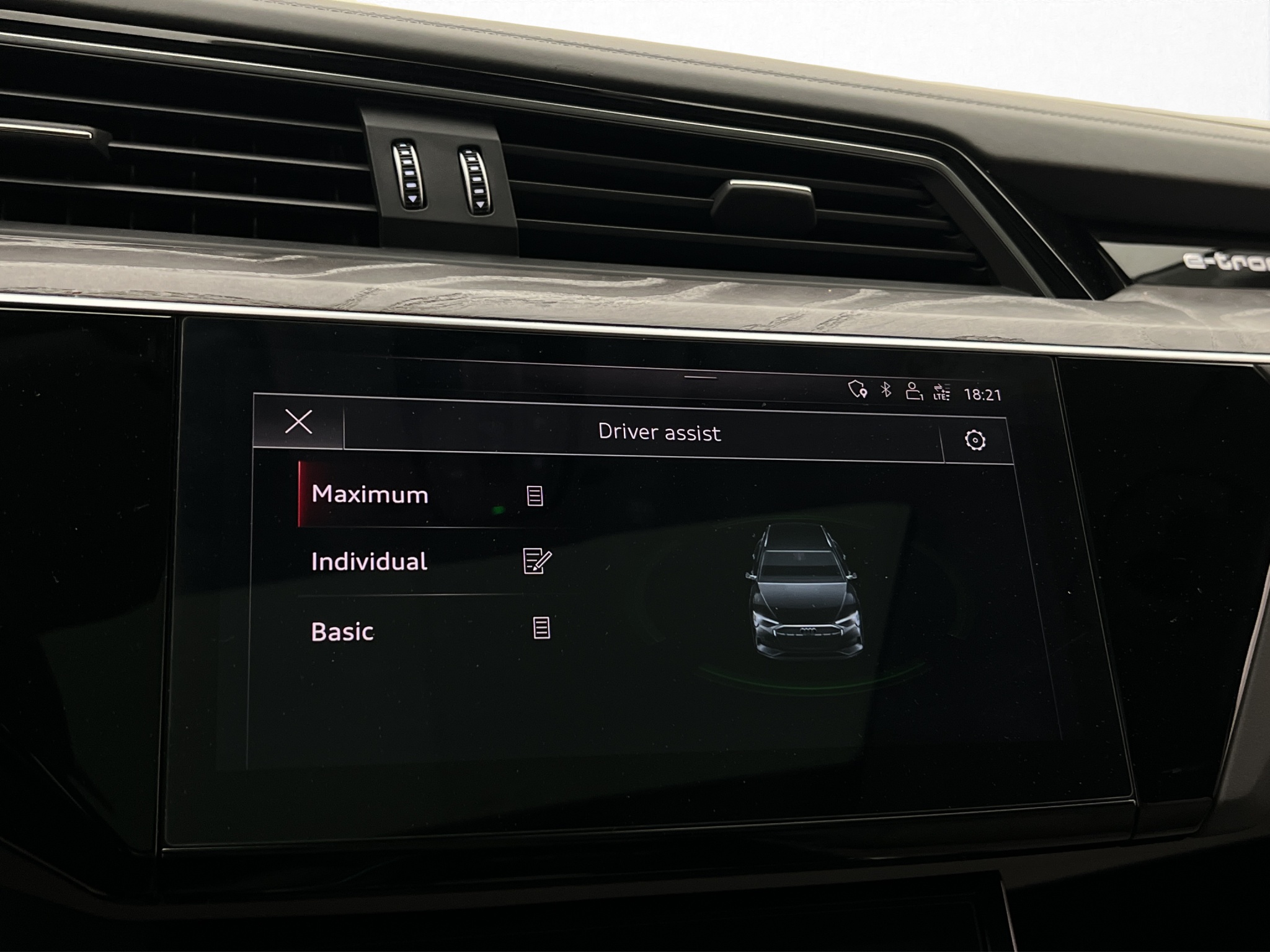 Audi e-tron 55 quattro, 408ps, 2019