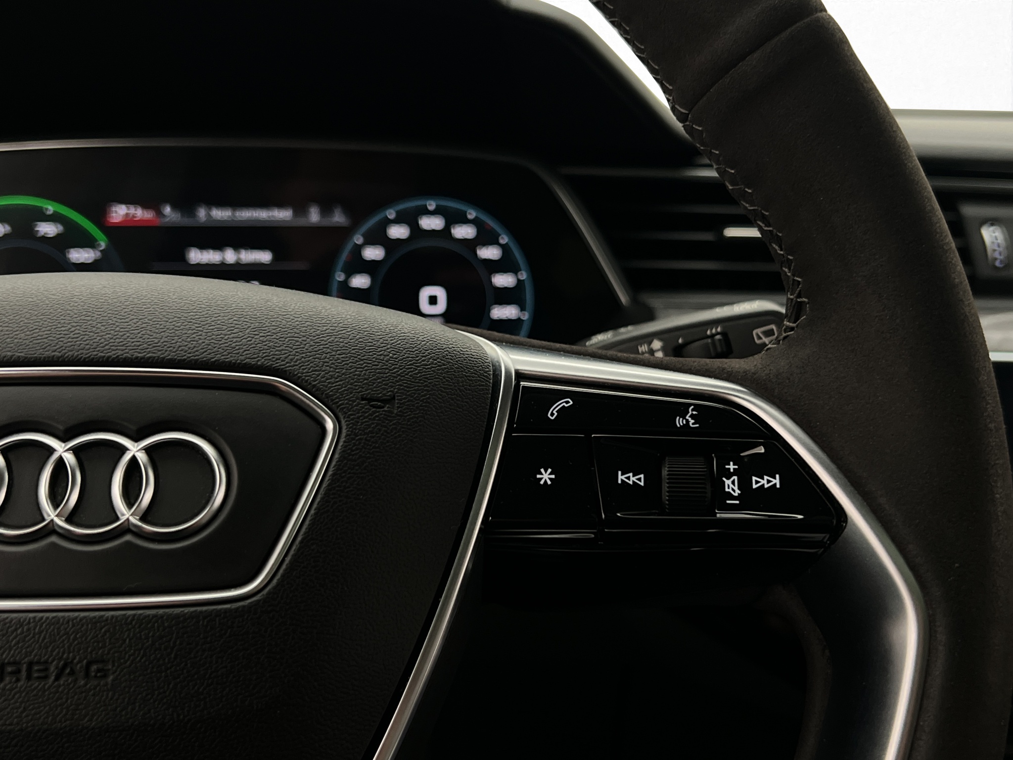 Audi e-tron 55 quattro, 408ps, 2019