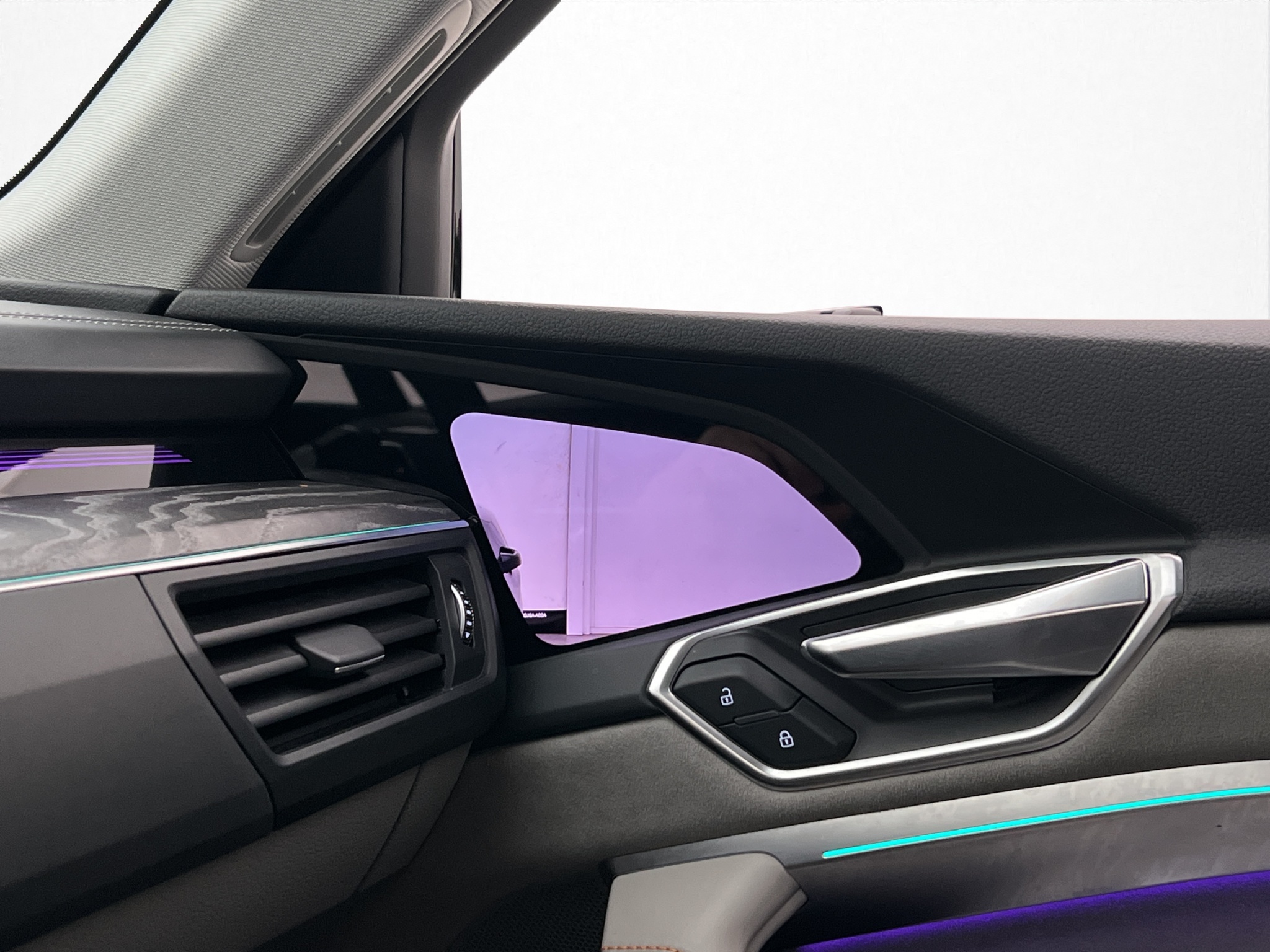 Audi e-tron 55 quattro, 408ps, 2019