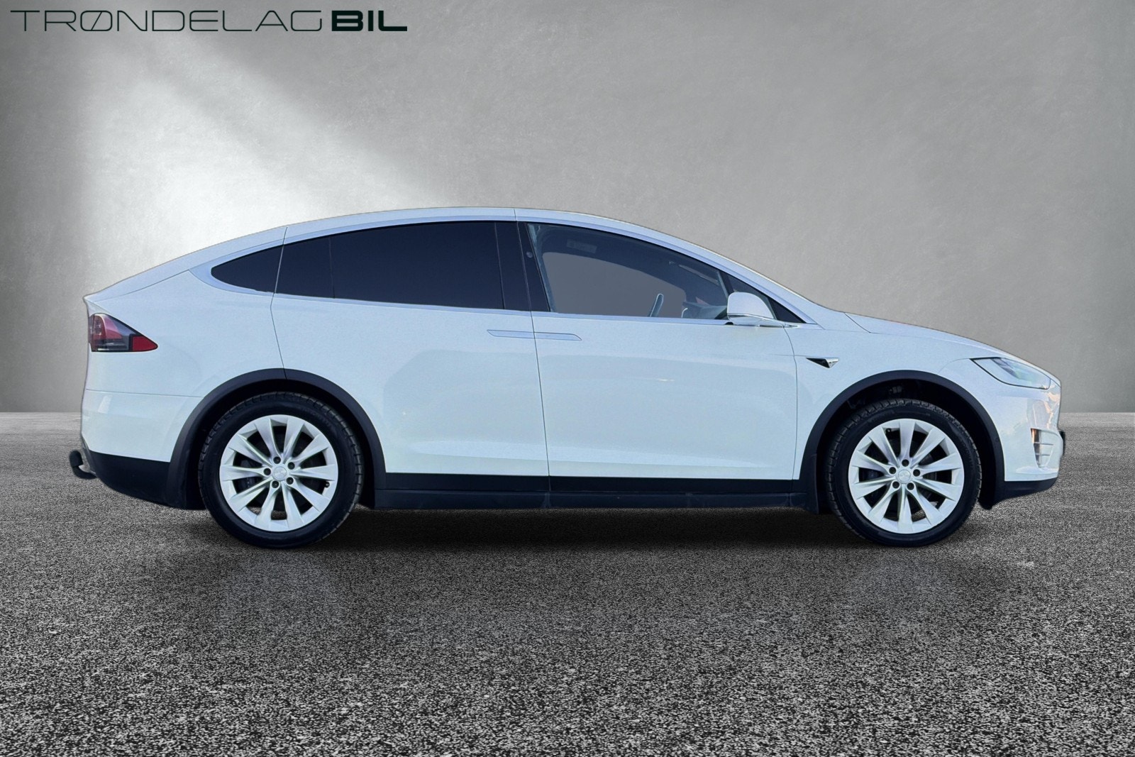 Tesla Model X Long Range, 423hp, 2019