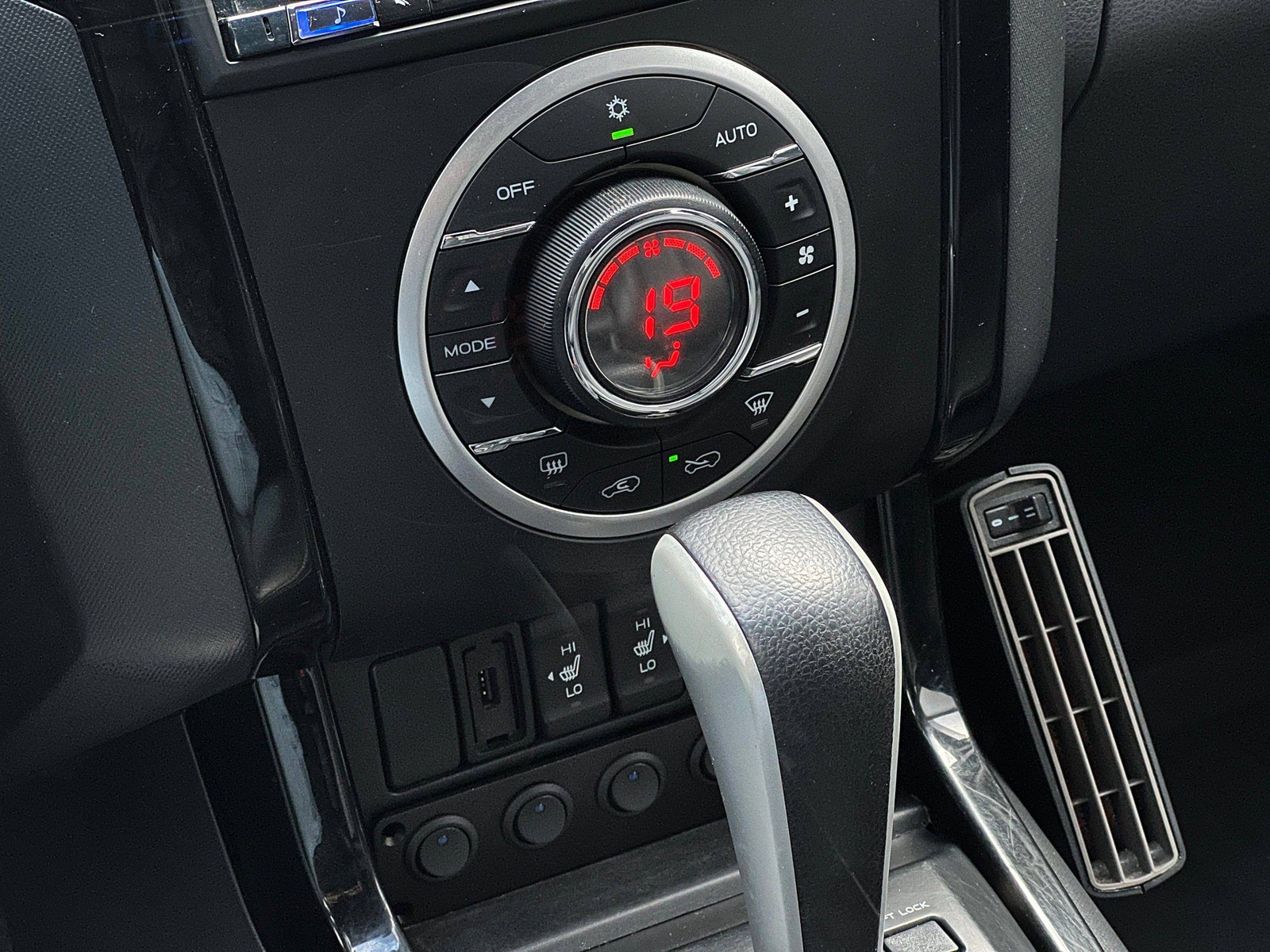 Isuzu D-Max Crew Cab 1.9 4WD Automatic, 163hp, 2017