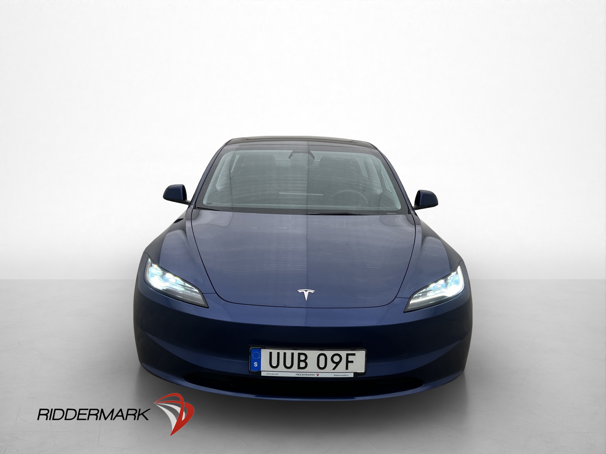 Tesla Model 3 Standard Range, 283ps, 2024