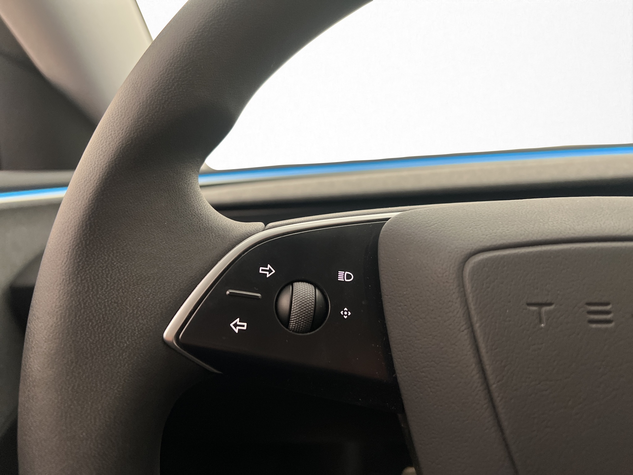 Tesla Model 3 Standard Range, 283ps, 2024