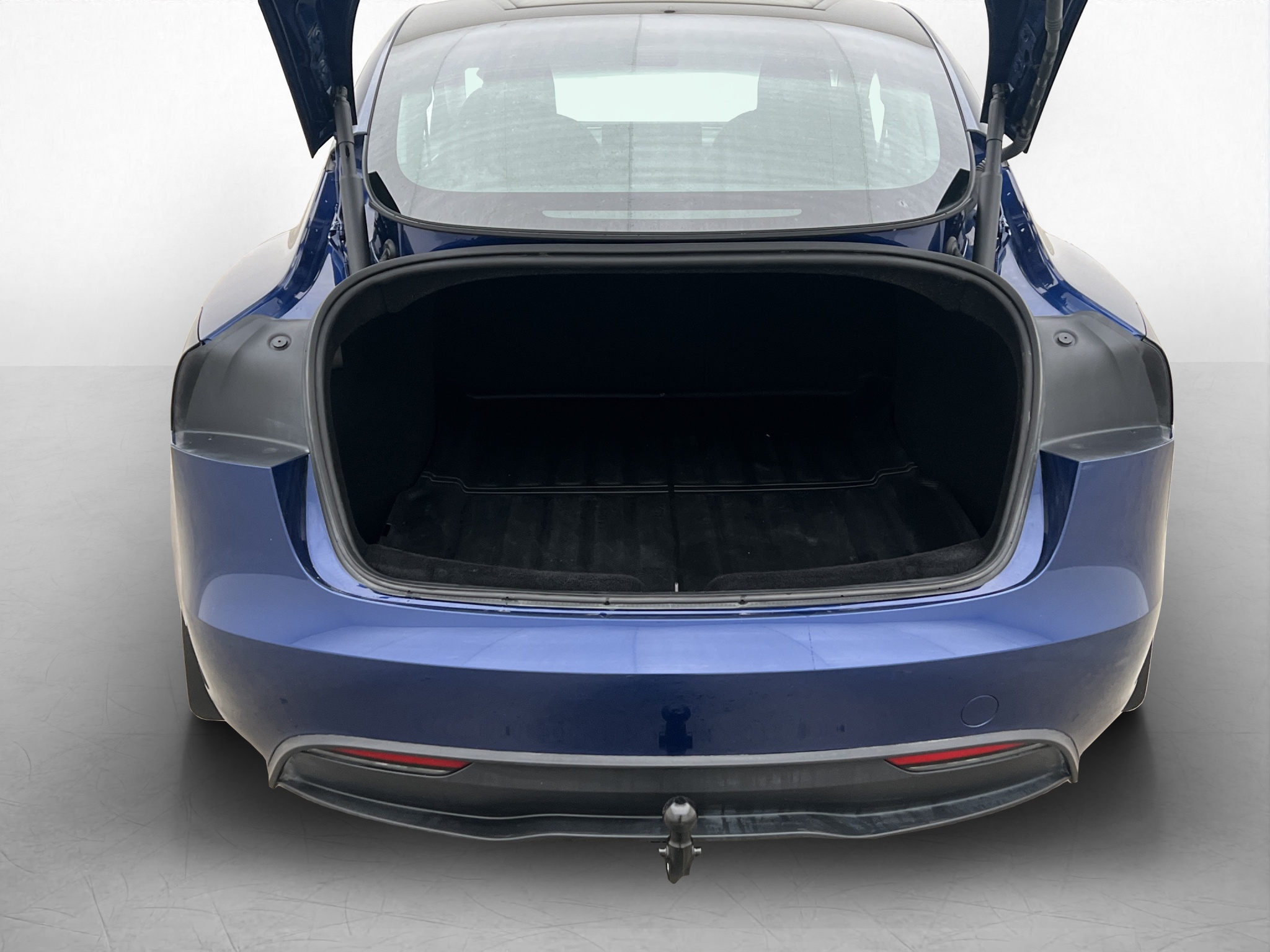 Tesla Model 3 Standard Range, 283ps, 2024