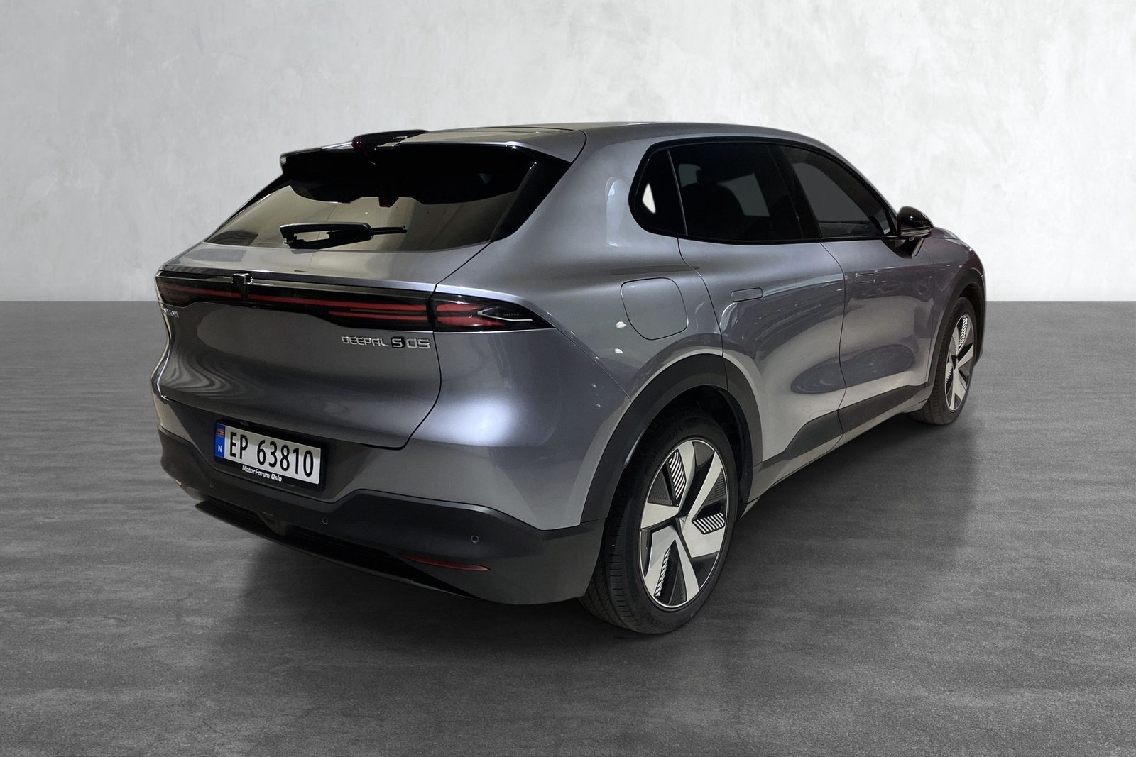 Deepal S05 68.8 kWh AWD, 435ps, 2026