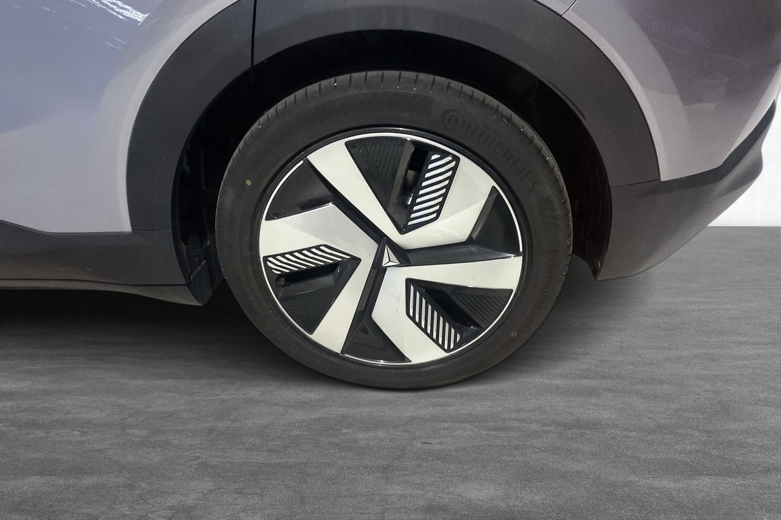 Deepal S05 68.8 kWh AWD, 435ps, 2026