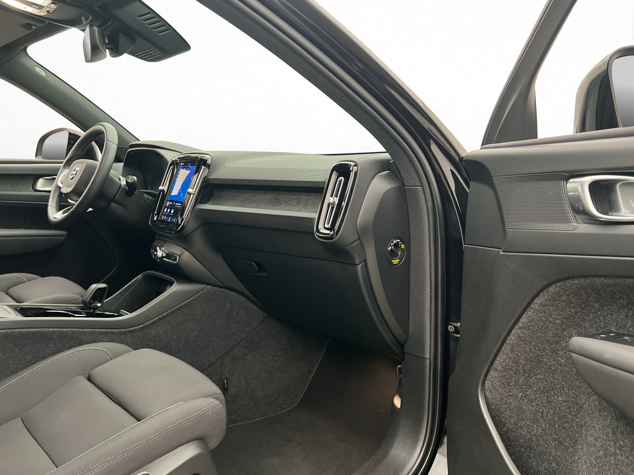 Volvo XC40 Recharge Extended Range, 252ps, 2024
