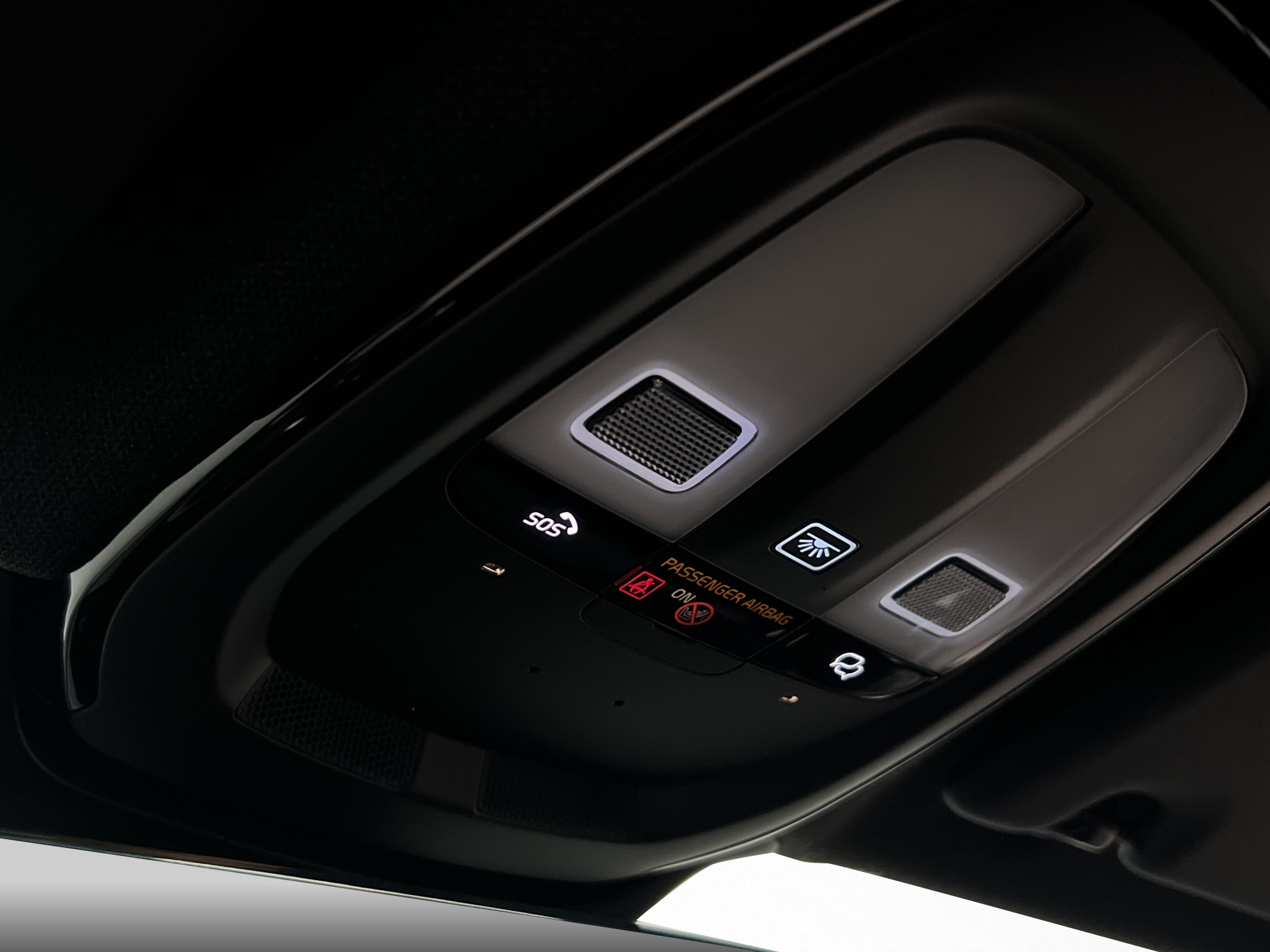 Volvo XC40 Recharge Extended Range, 252ps, 2024