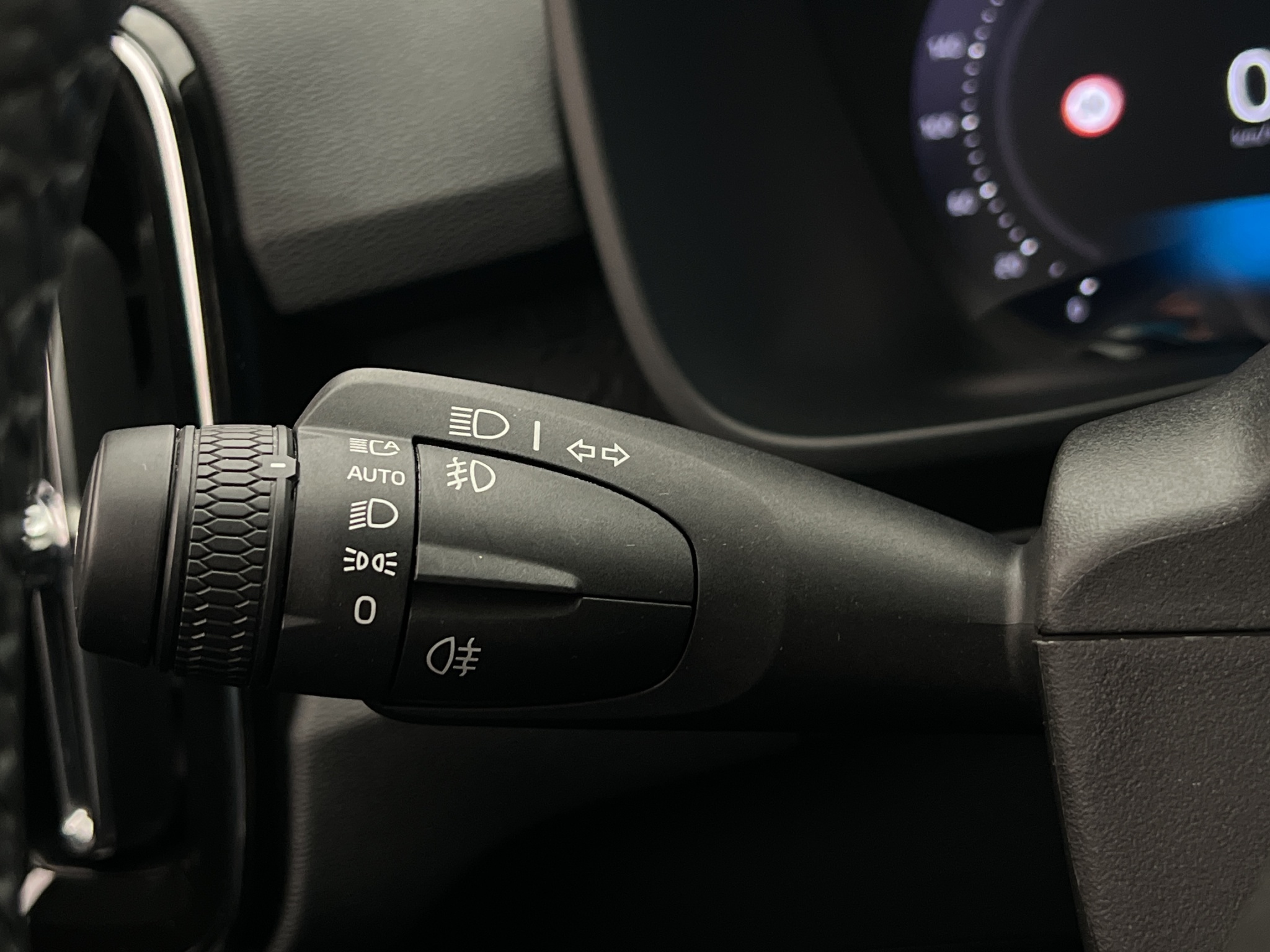 Volvo XC40 Recharge Extended Range, 252ps, 2024