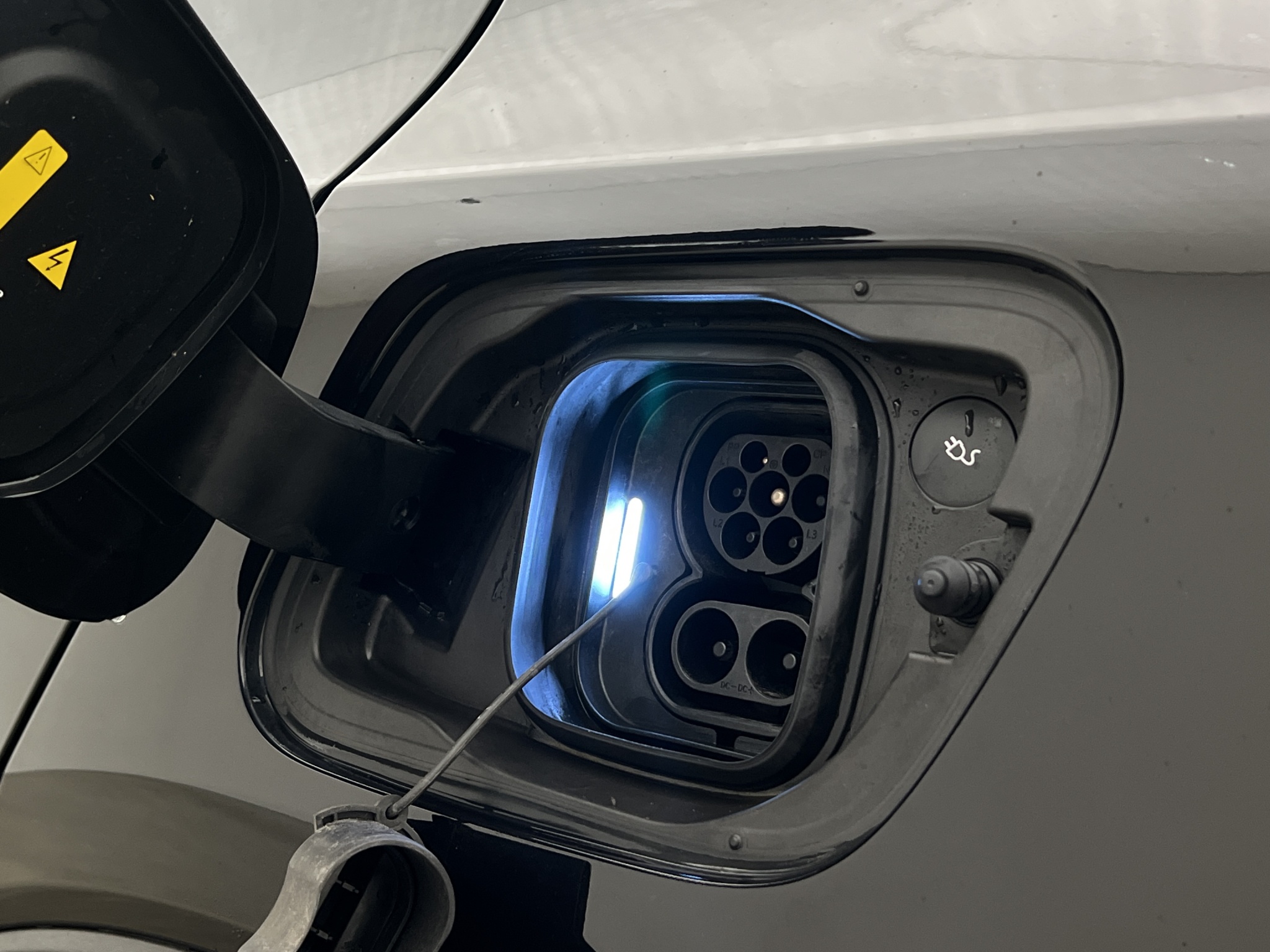 Volvo XC40 Recharge Extended Range, 252ps, 2024