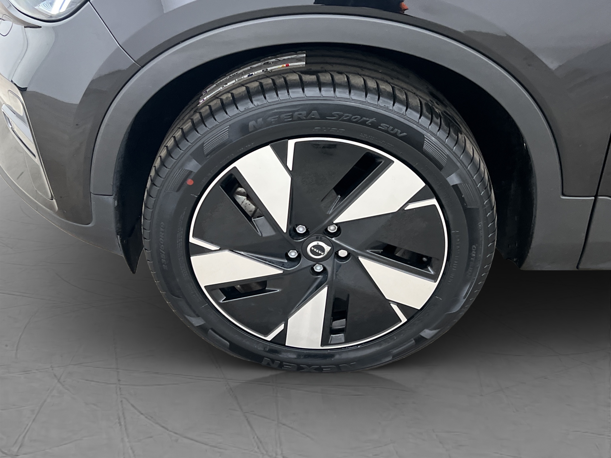 Volvo XC40 Recharge Extended Range, 252ps, 2024