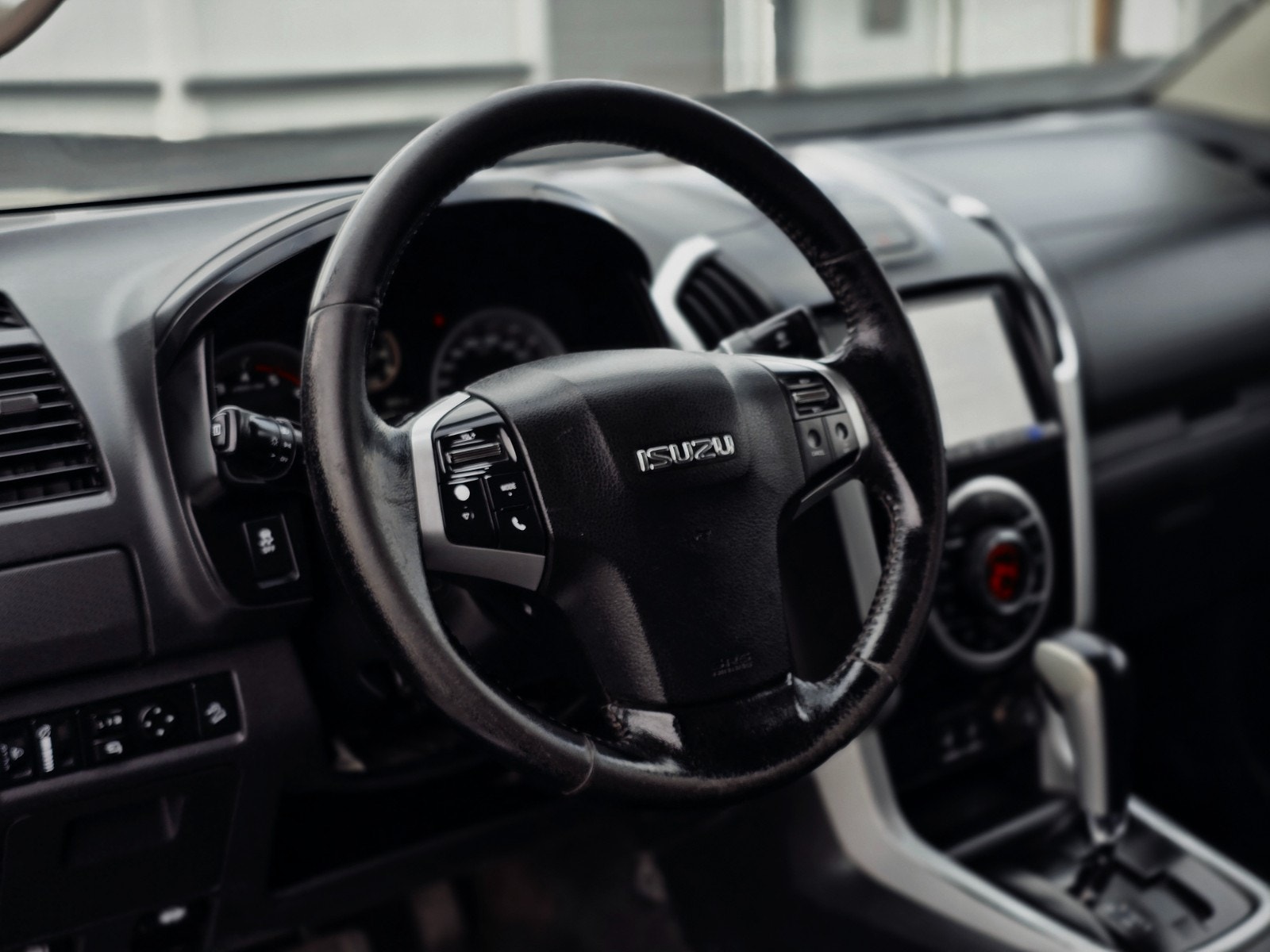Isuzu D-Max Crew Cab 1.9 4WD Automatic, 163hp, 2018