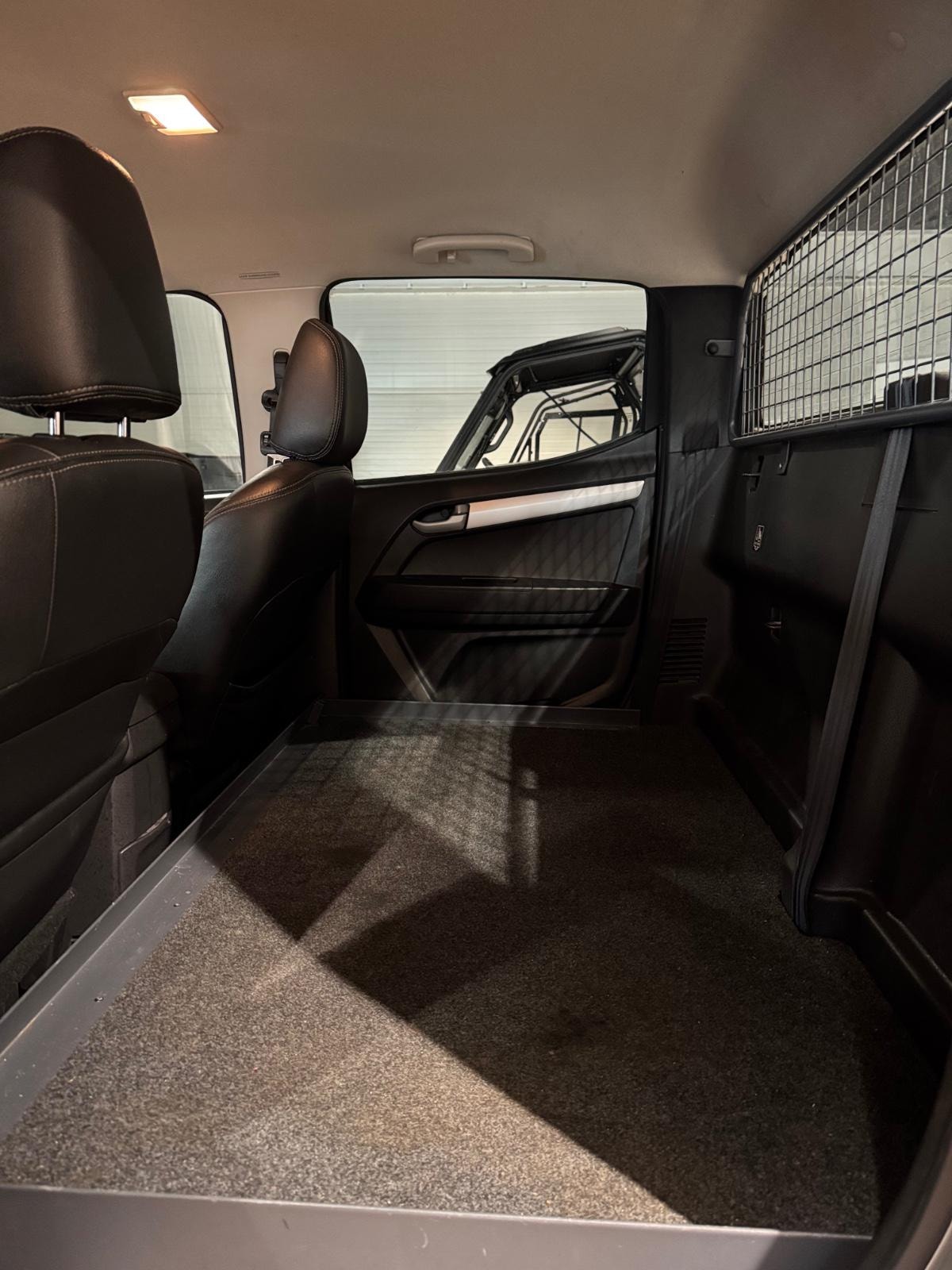 Isuzu D-Max Crew Cab 2.5 4WD Automatic, 5-trins, 163ps, 2014