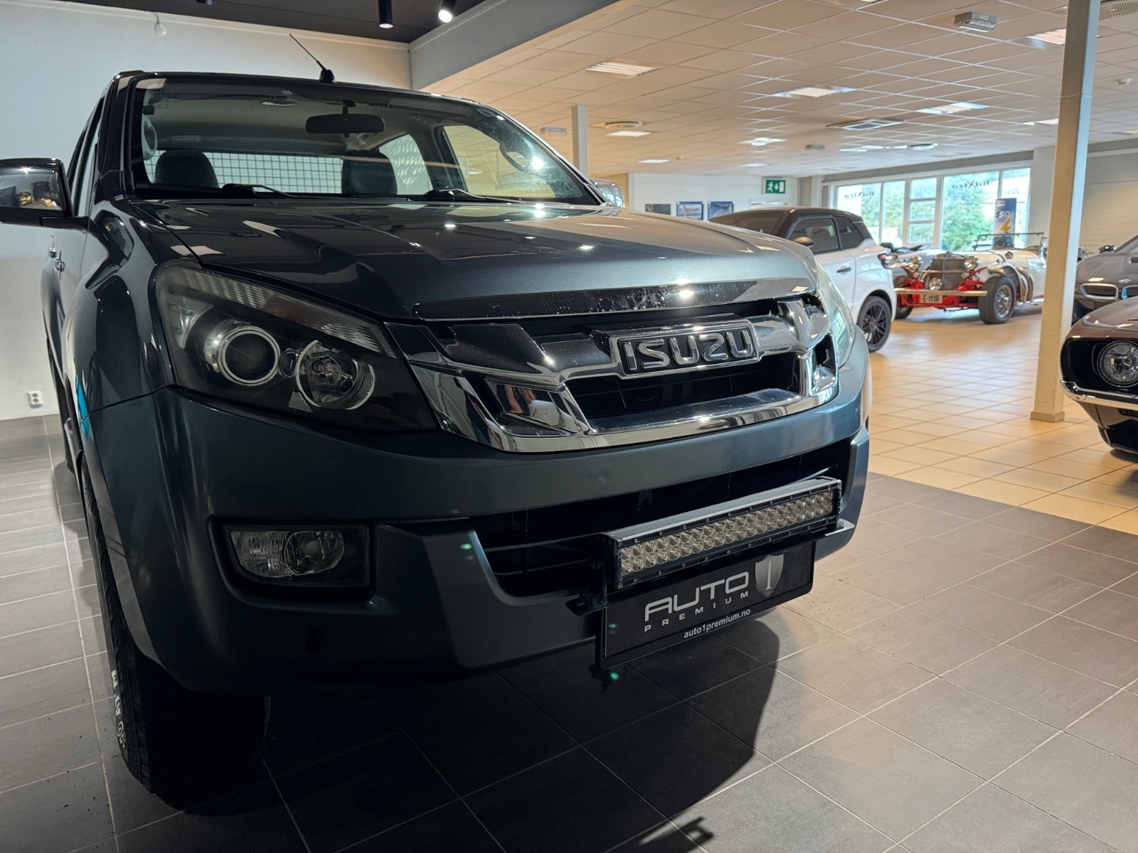 Isuzu D-Max Crew Cab 2.5 4WD Automatic, 5-trins, 163ps, 2014