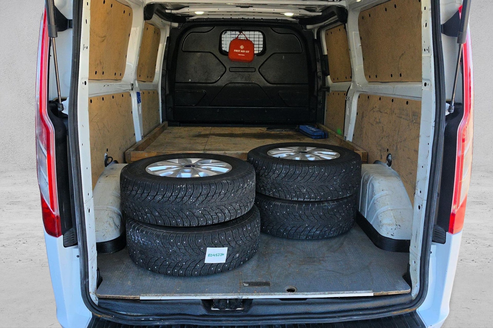 Ford Transit Custom 340 2.0 EcoBlue Manual, 130hp, 2022