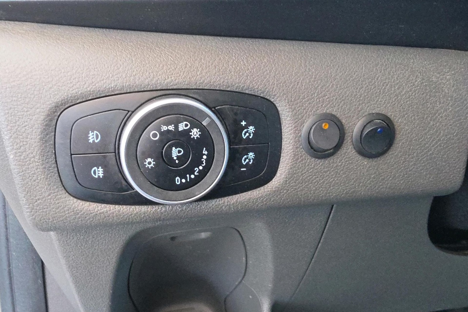 Ford Transit Custom 340 2.0 EcoBlue Manual, 130hp, 2022