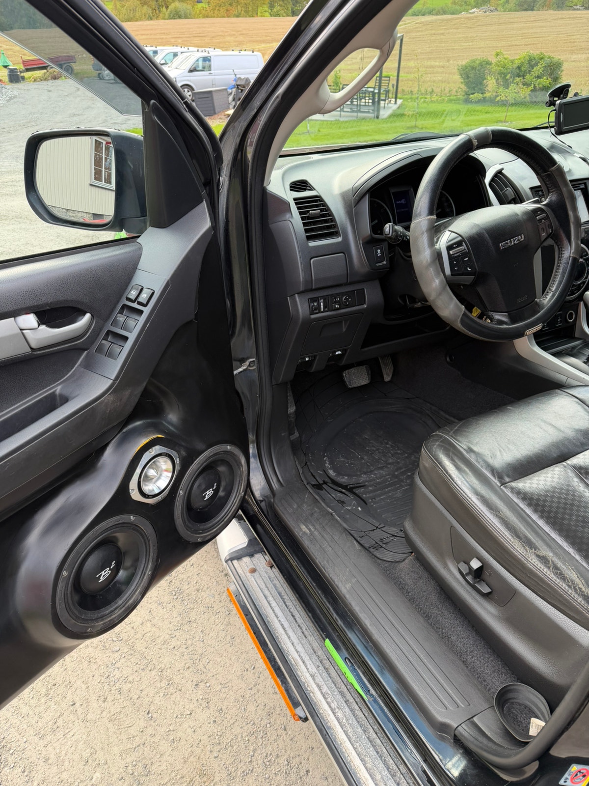 Isuzu D-Max Crew Cab 2.5 4WD Automatic, 5-trins, 163ps, 2014
