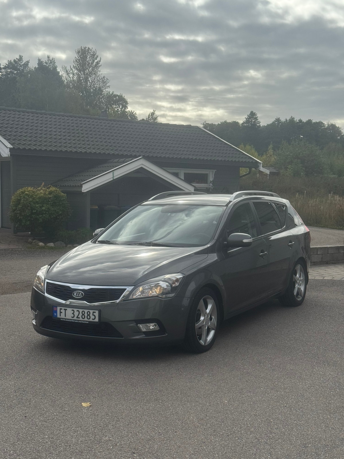 Kia cee'd_sw 1.6 CRDi Automatic, 4-trins, 115ps, 2010