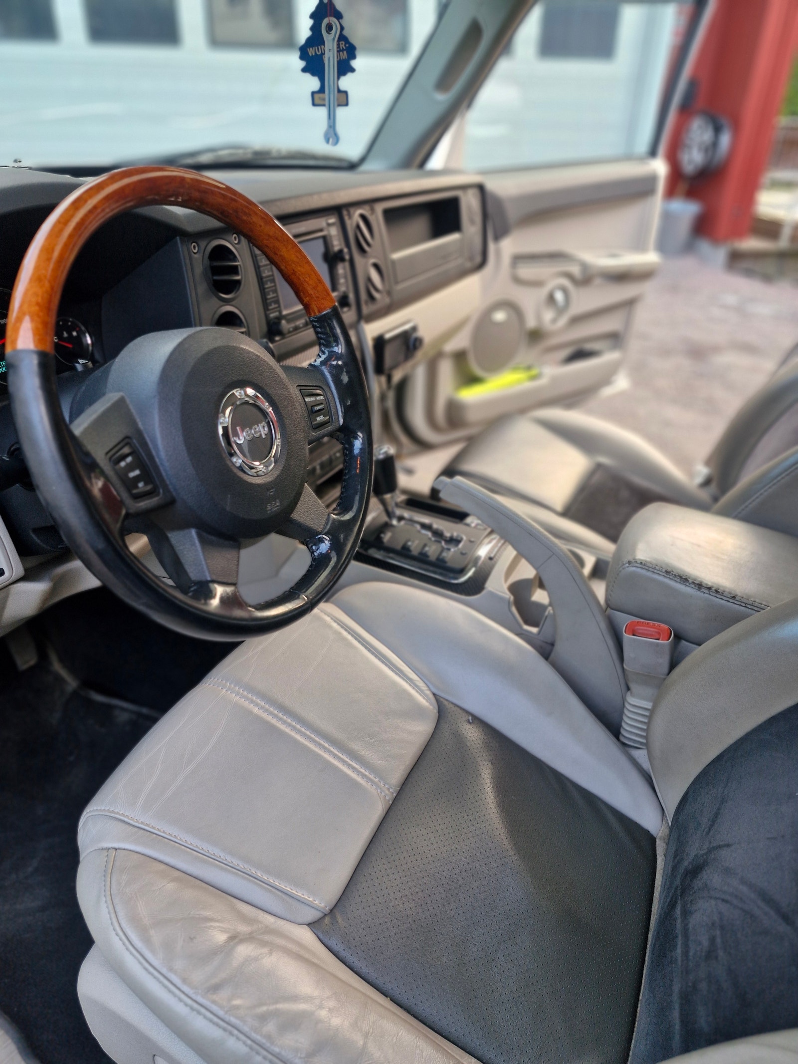 Jeep Commander 3.0 V6 CRD 4WD Automatisk, 5-trinn, 218hk, 2007
