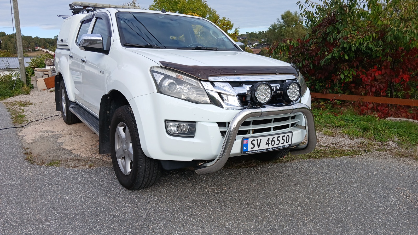 Isuzu D-Max Crew Cab 2.5 4WD Automatic, 5-trins, 163ps, 2013
