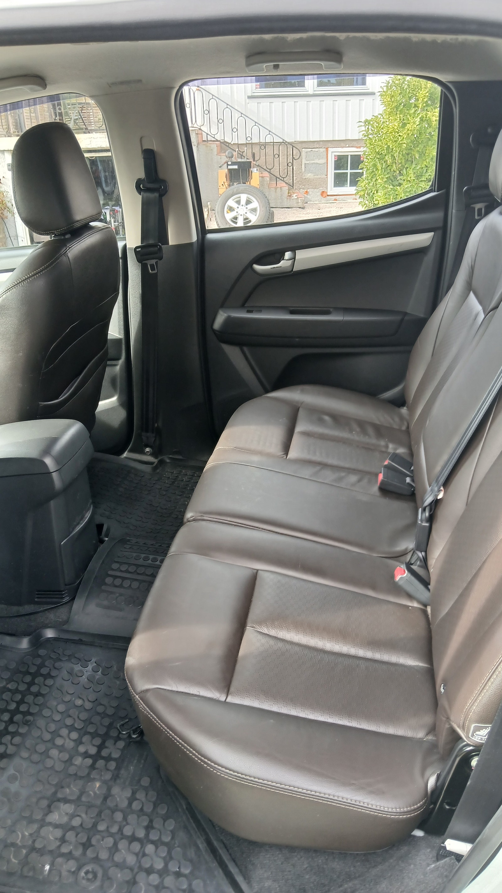 Isuzu D-Max Crew Cab 2.5 4WD Automatic, 5-trins, 163ps, 2013