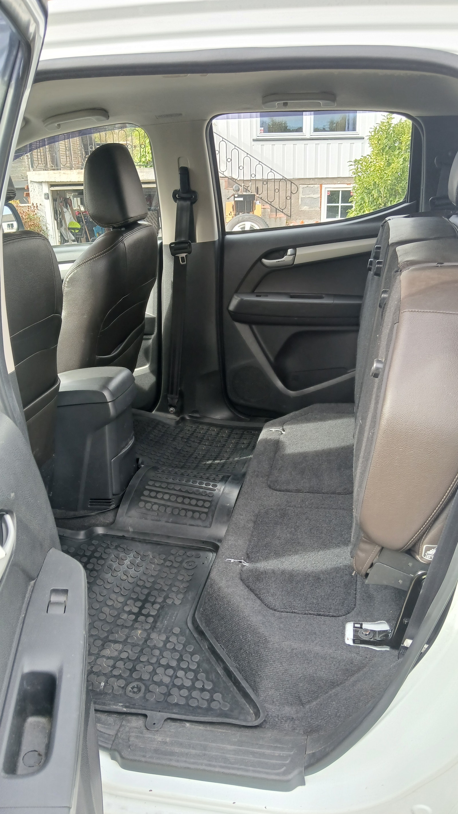 Isuzu D-Max Crew Cab 2.5 4WD Automatic, 5-trins, 163ps, 2013