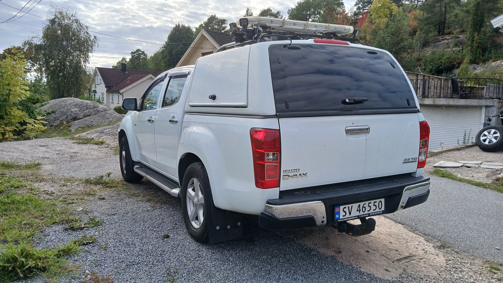 Isuzu D-Max Crew Cab 2.5 4WD Automatic, 5-trins, 163ps, 2013