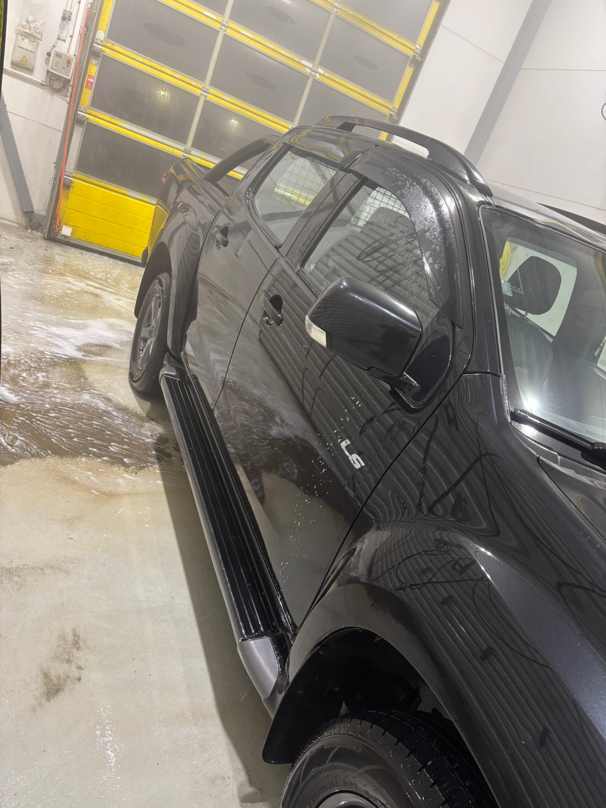 Isuzu D-Max Single Cab 2.5 4WD Automatic, 5-trins, 163ps, 2016