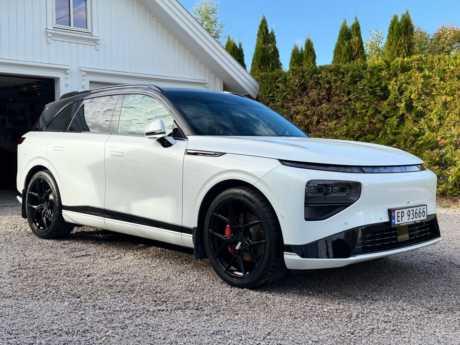 XPENG G9 Performance, 575ps, 2025
