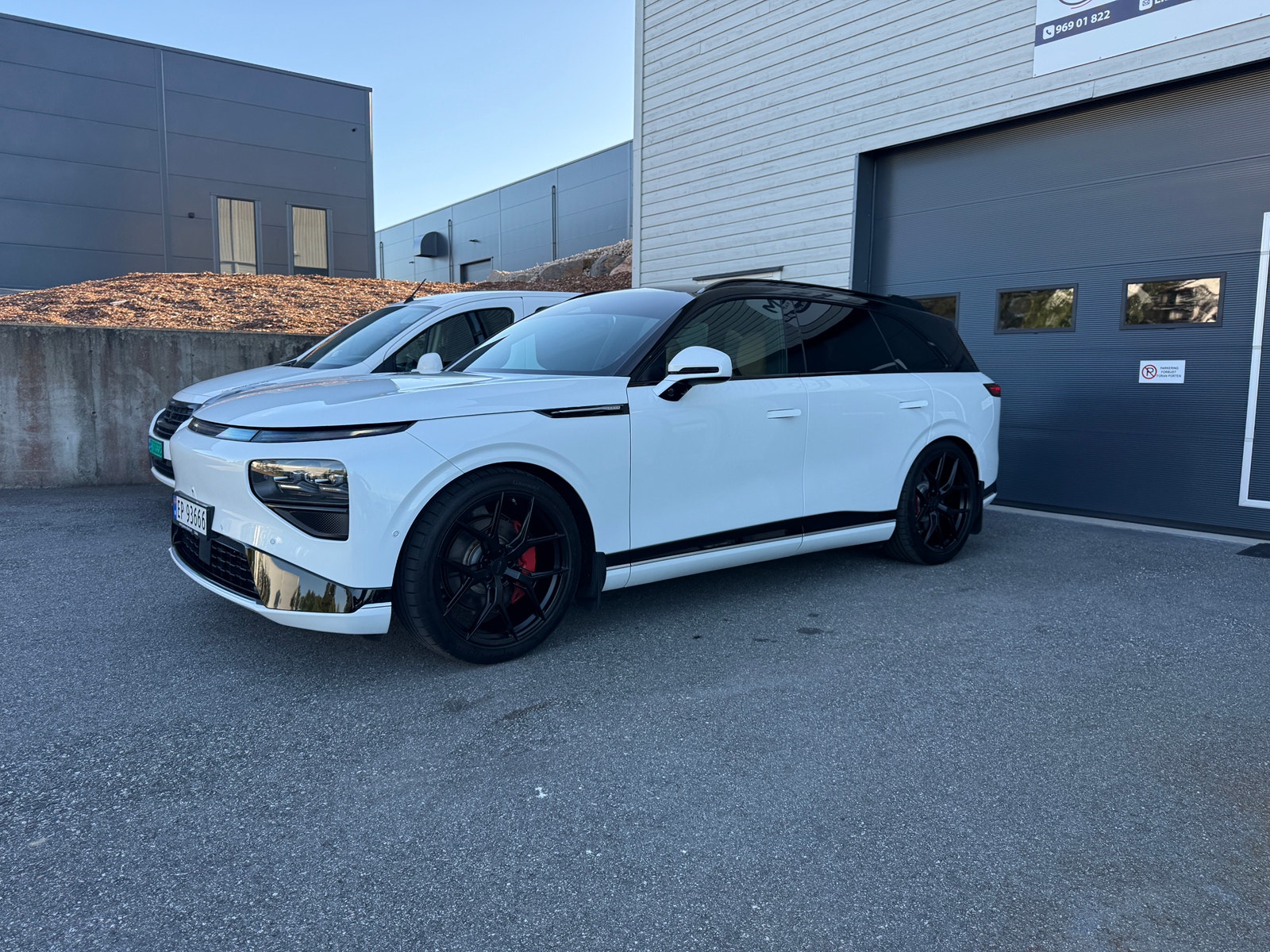 XPENG G9 Performance, 575ps, 2025