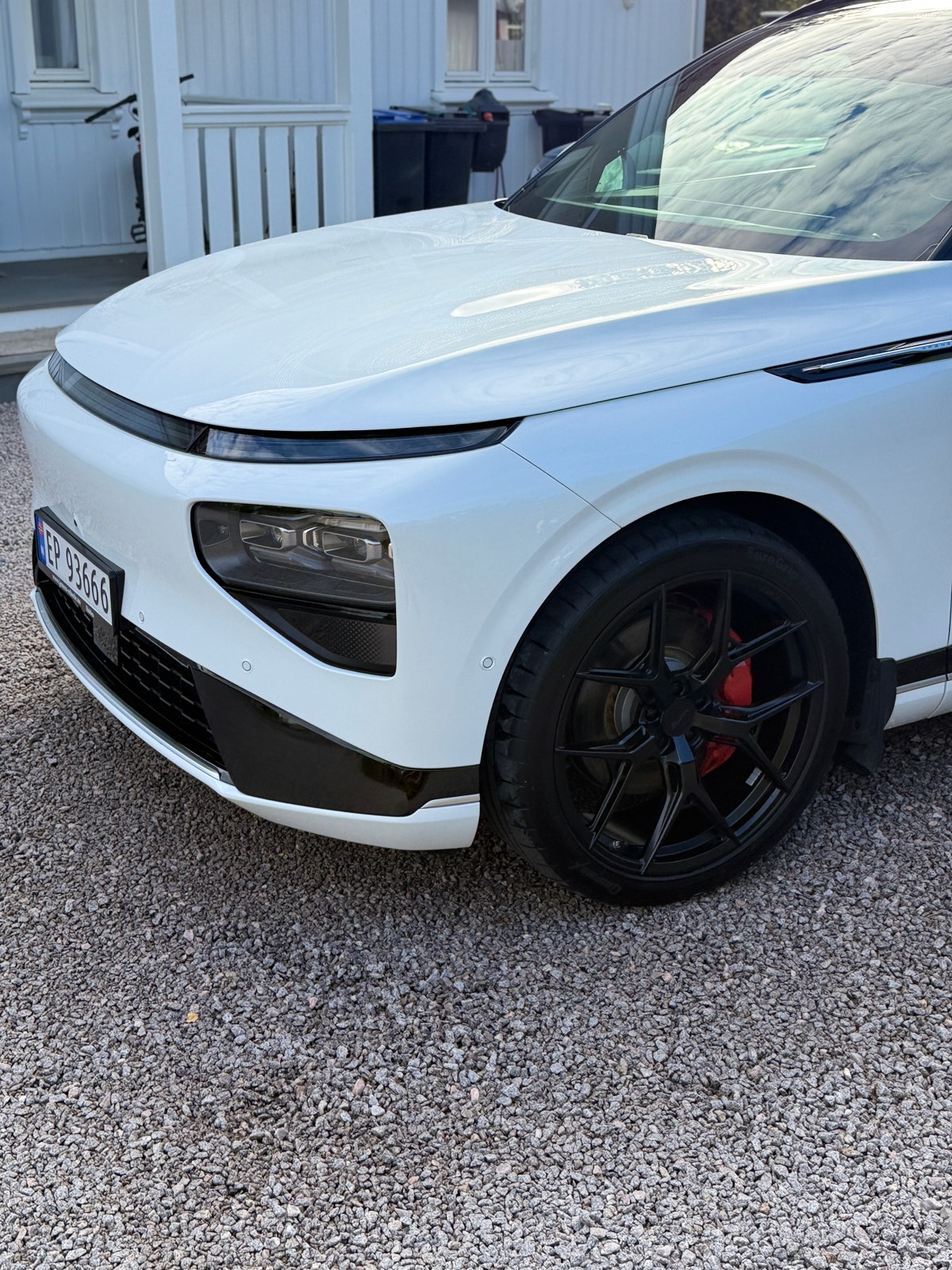 XPENG G9 Performance, 575ps, 2025
