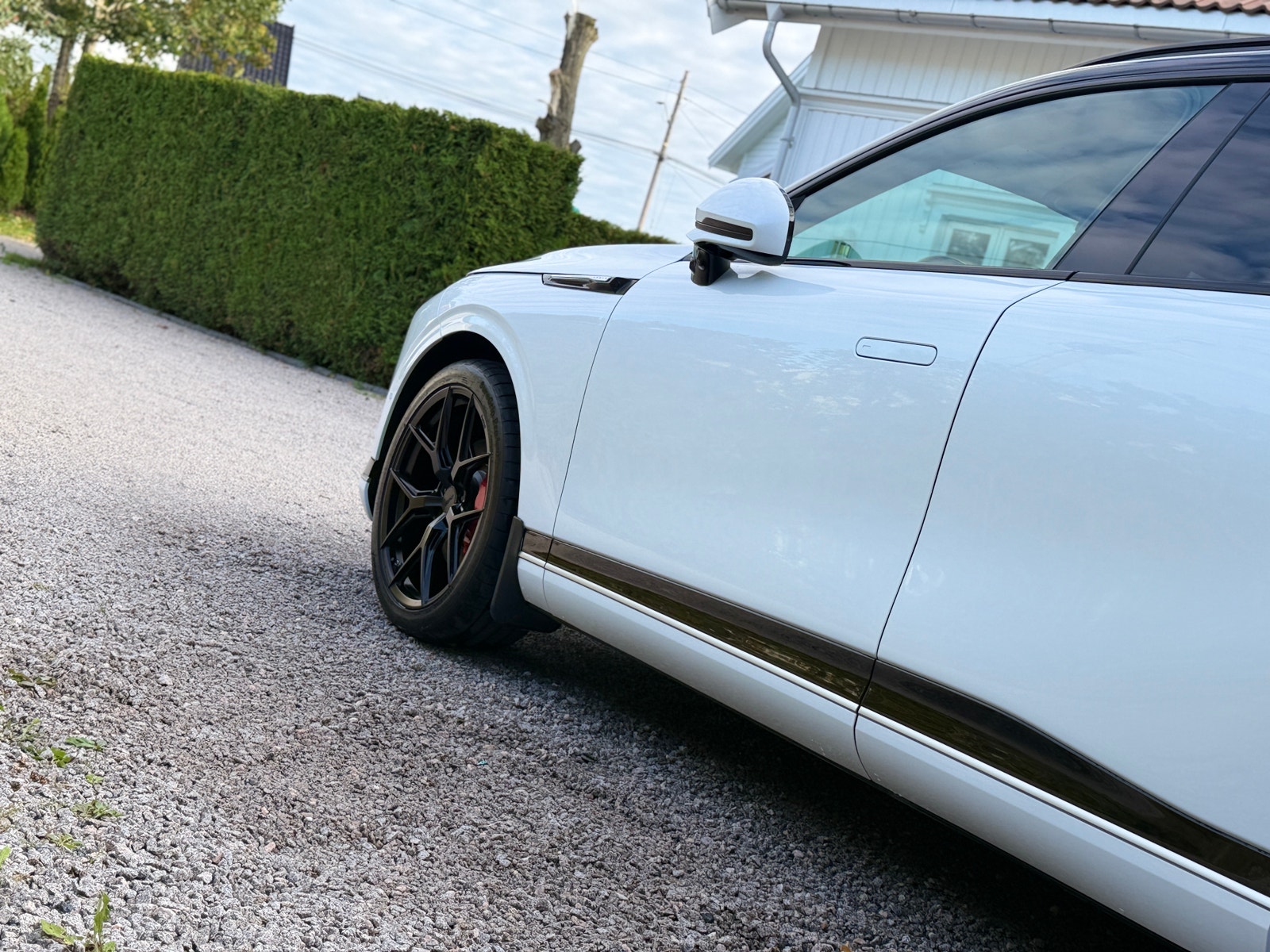 XPENG G9 Performance, 575ps, 2025