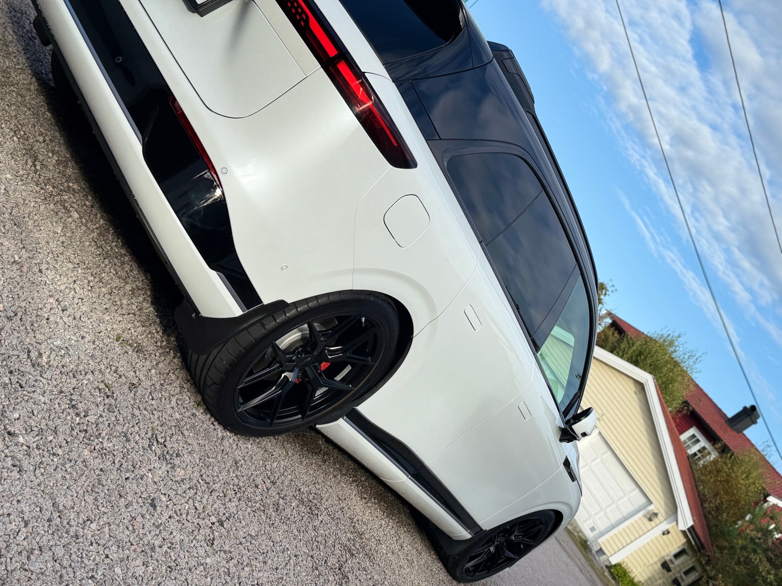 XPENG G9 Performance, 575ps, 2025