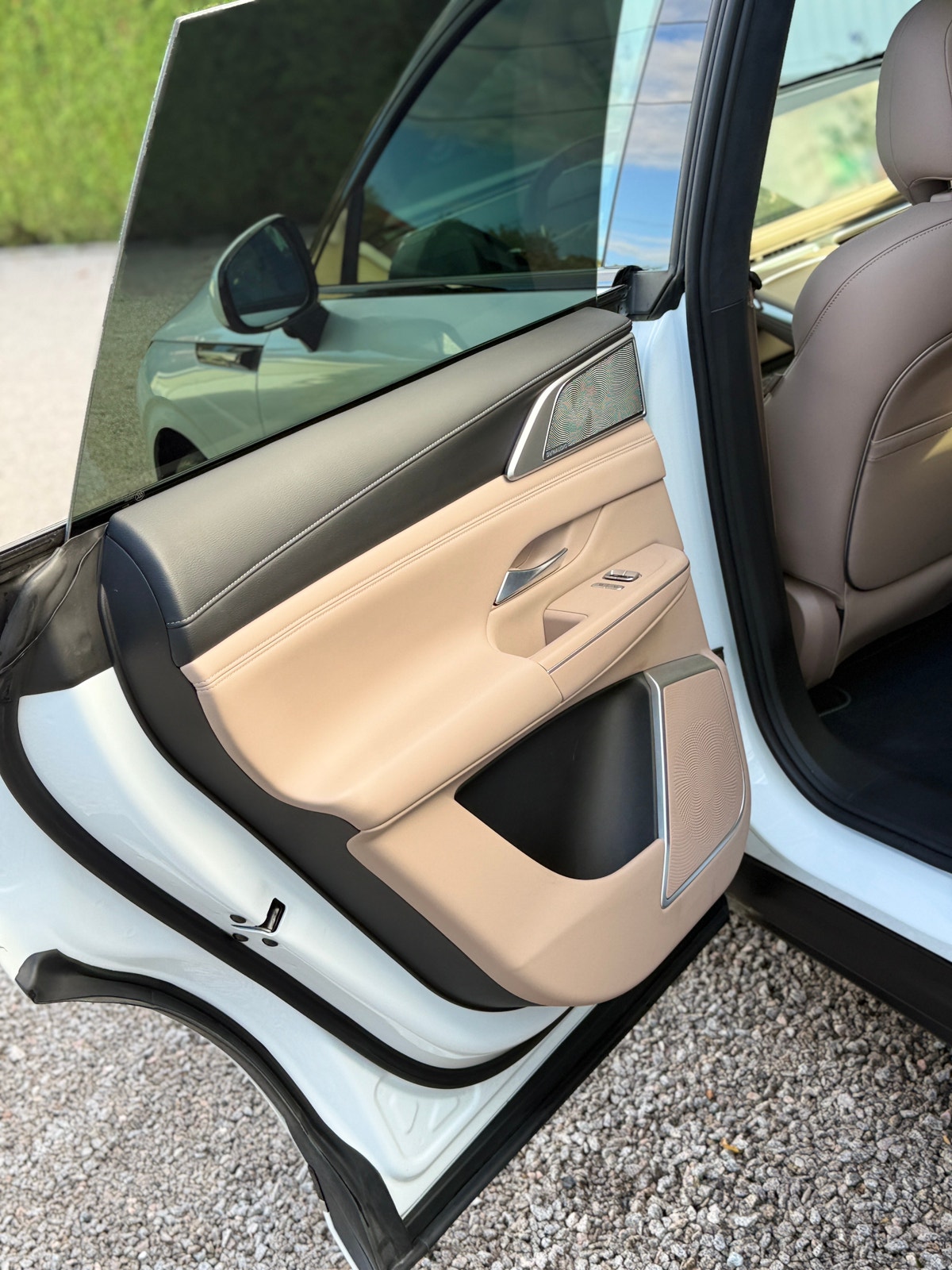 XPENG G9 Performance, 575ps, 2025