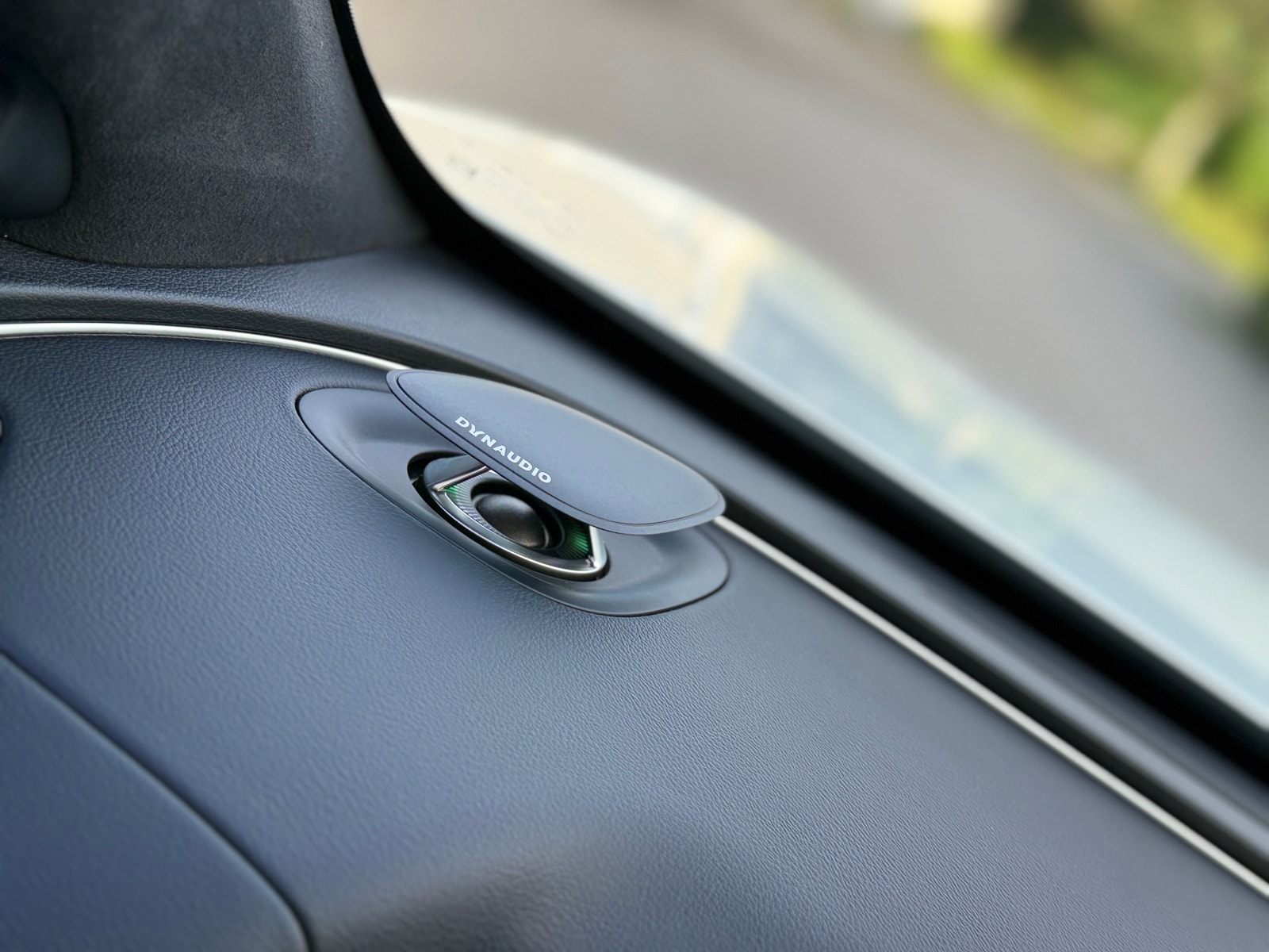 XPENG G9 Performance, 575ps, 2025